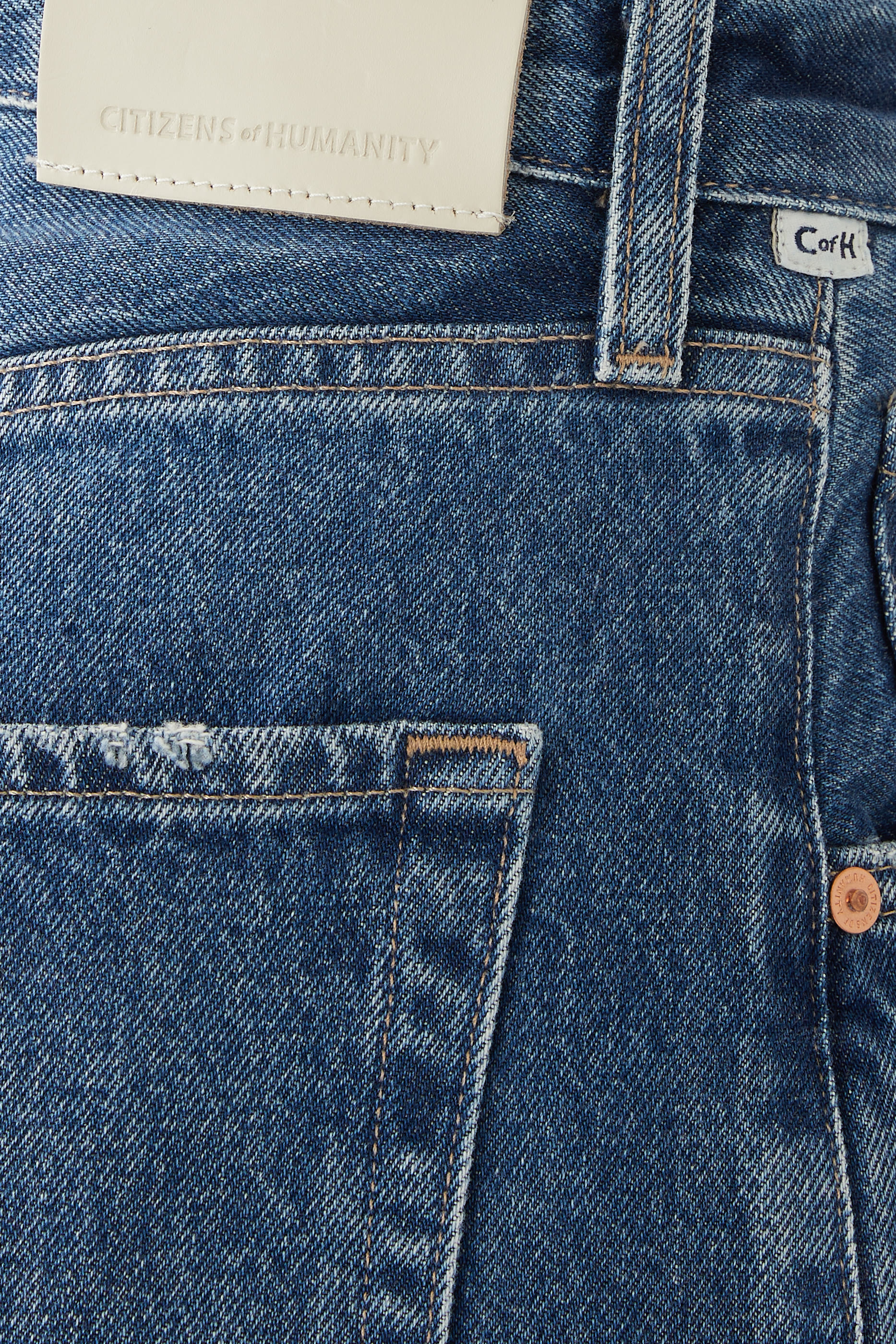 بنطال جينز أيلا فضفاض