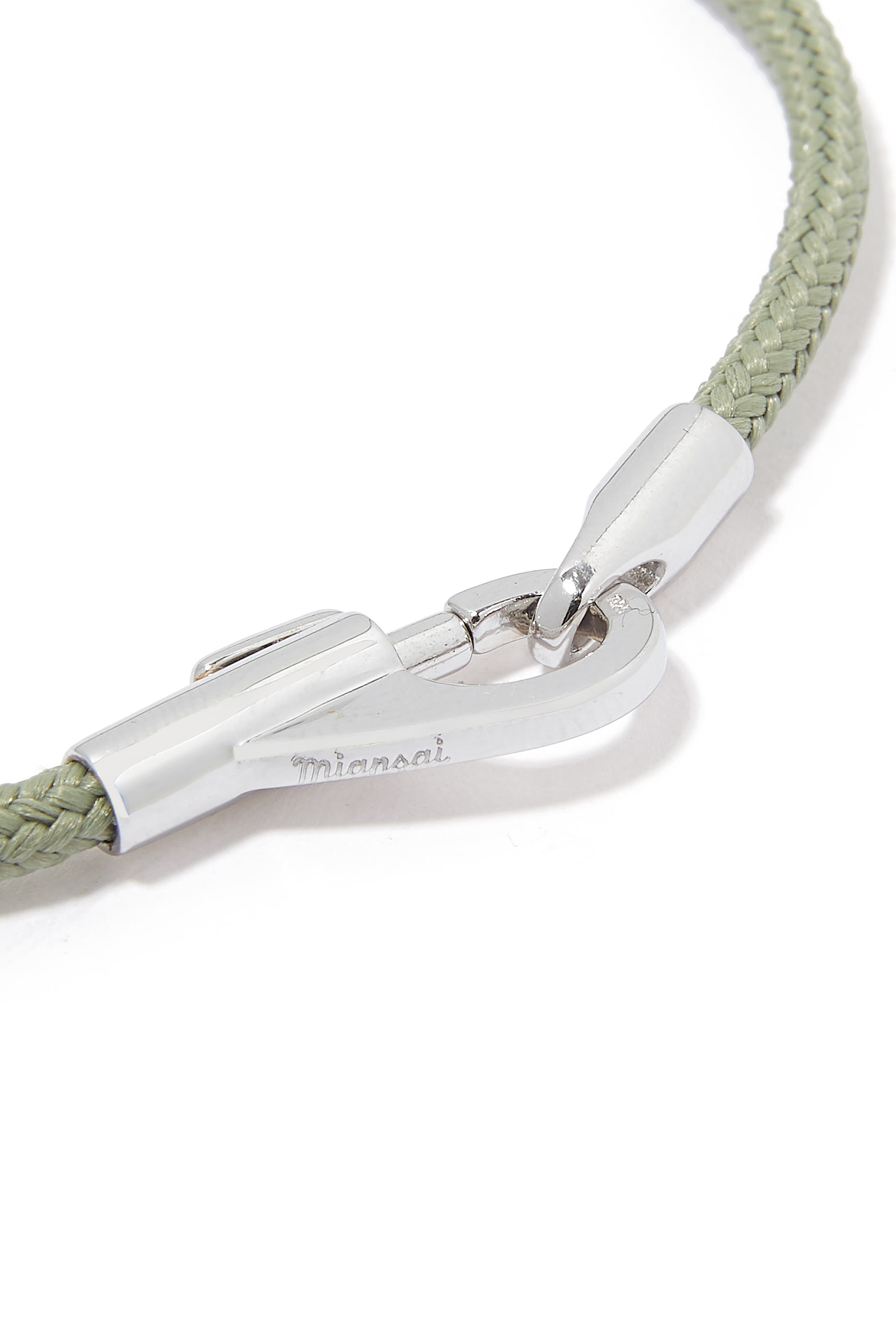 سوار خيط بمشبك كبس