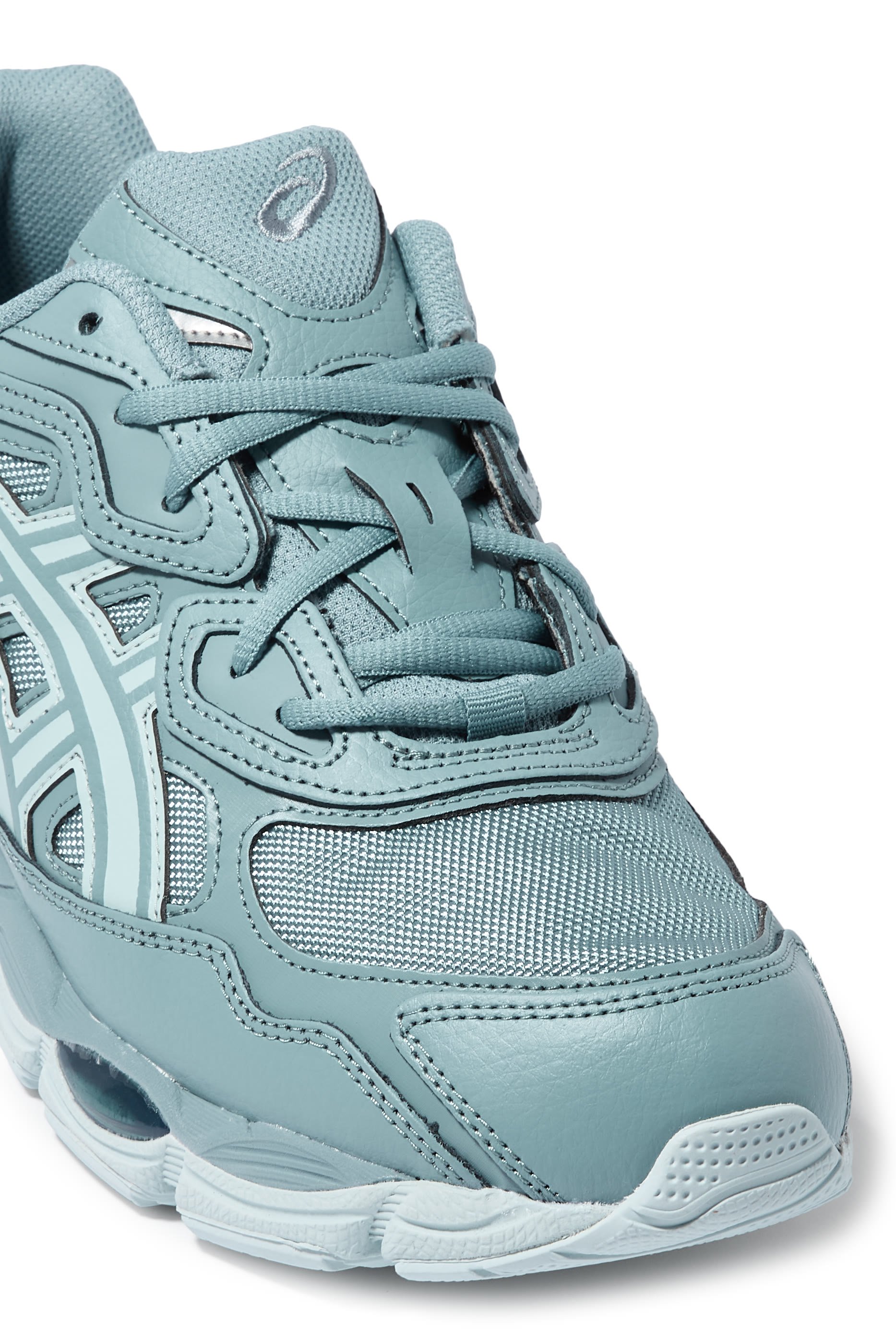 سنيكرز جل - ان واي سي