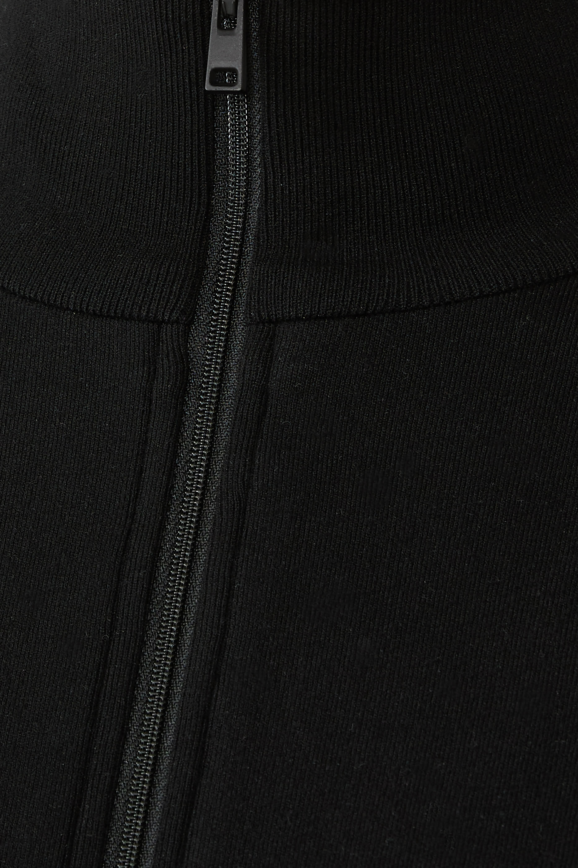 جاكيت بتصميم كارديغان بيلين خفيف