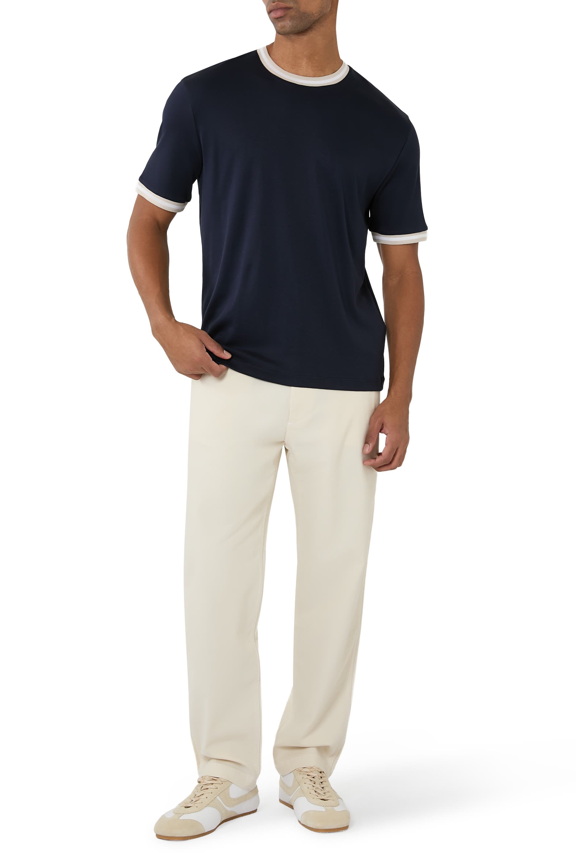 تيشيرت بشعار الماركة