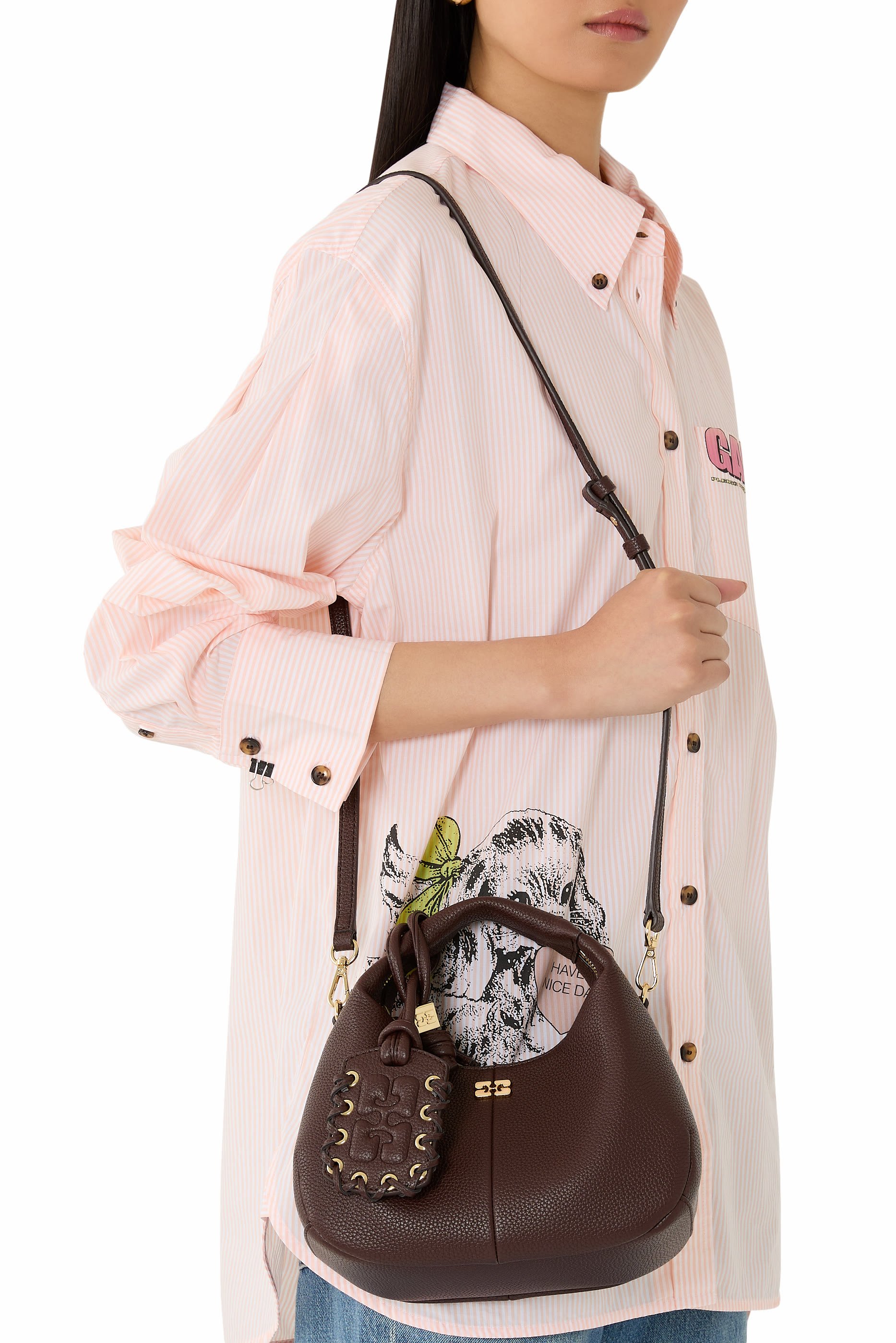 حقيبة هوبو صغيرة