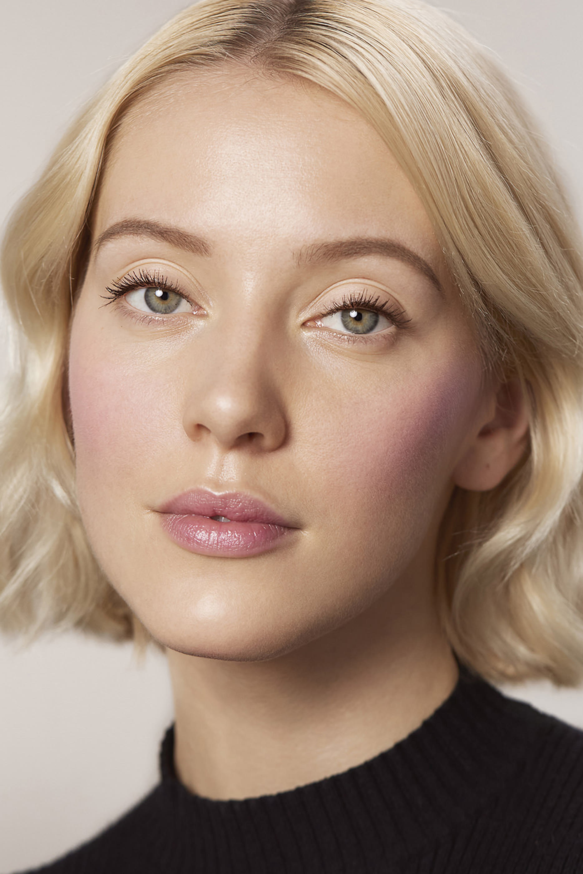 مرطب فيتو ليب تويست