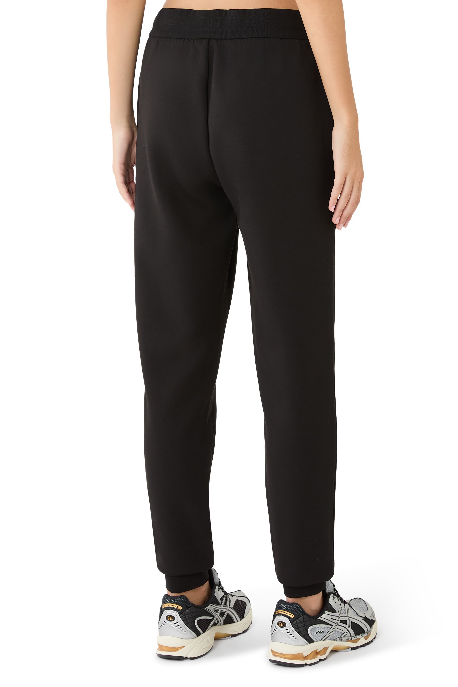 بنطال رياضي بشعار الماركة