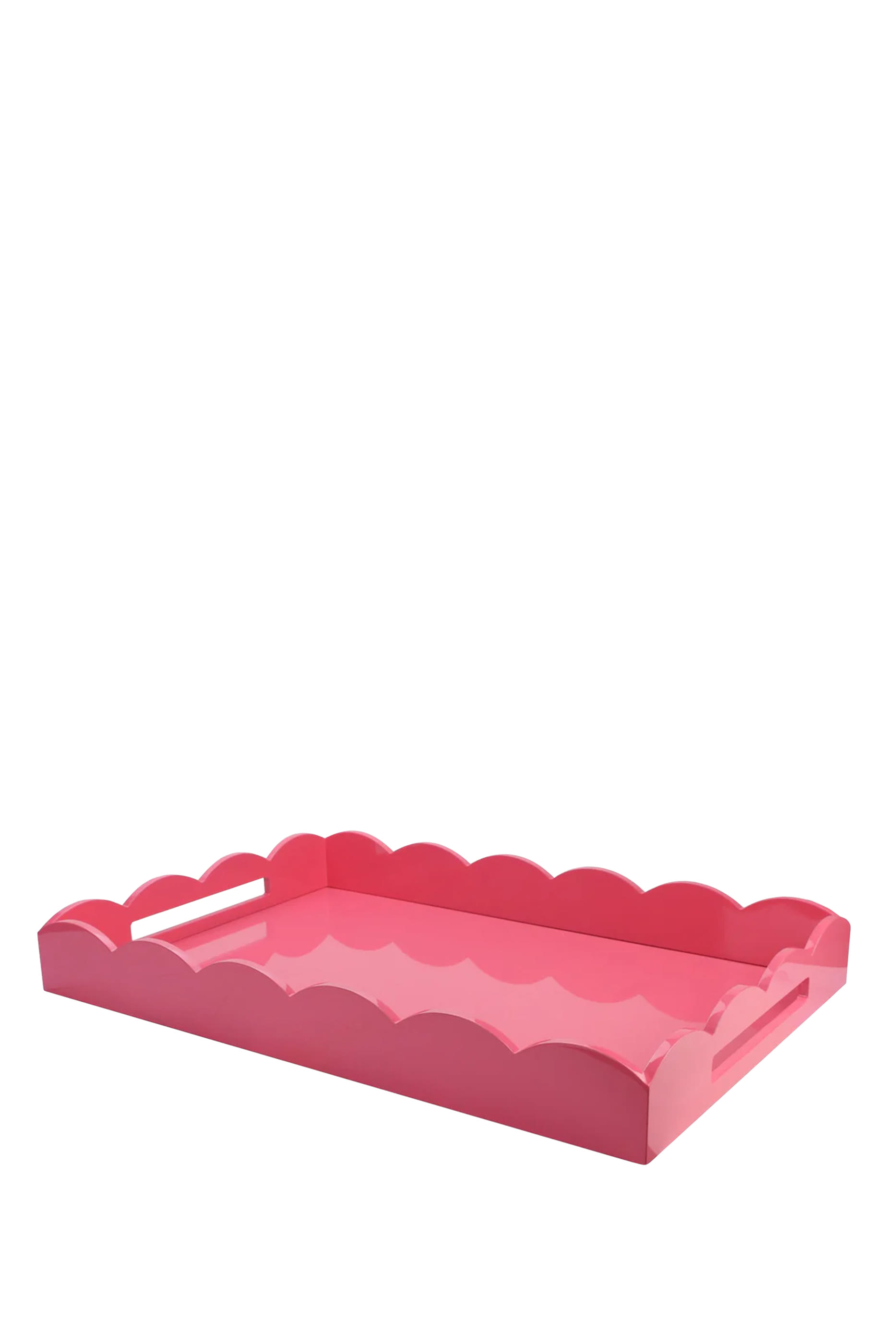 صينية بحواف صدفية مطلية باللكر