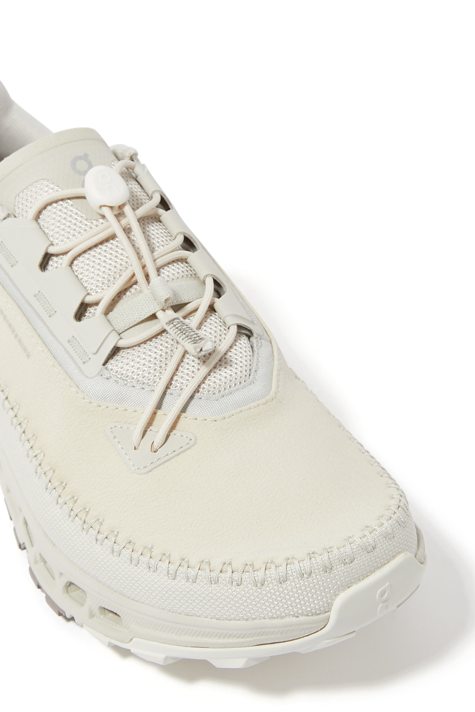 سنيكرز كلاودواي 2 للنساء