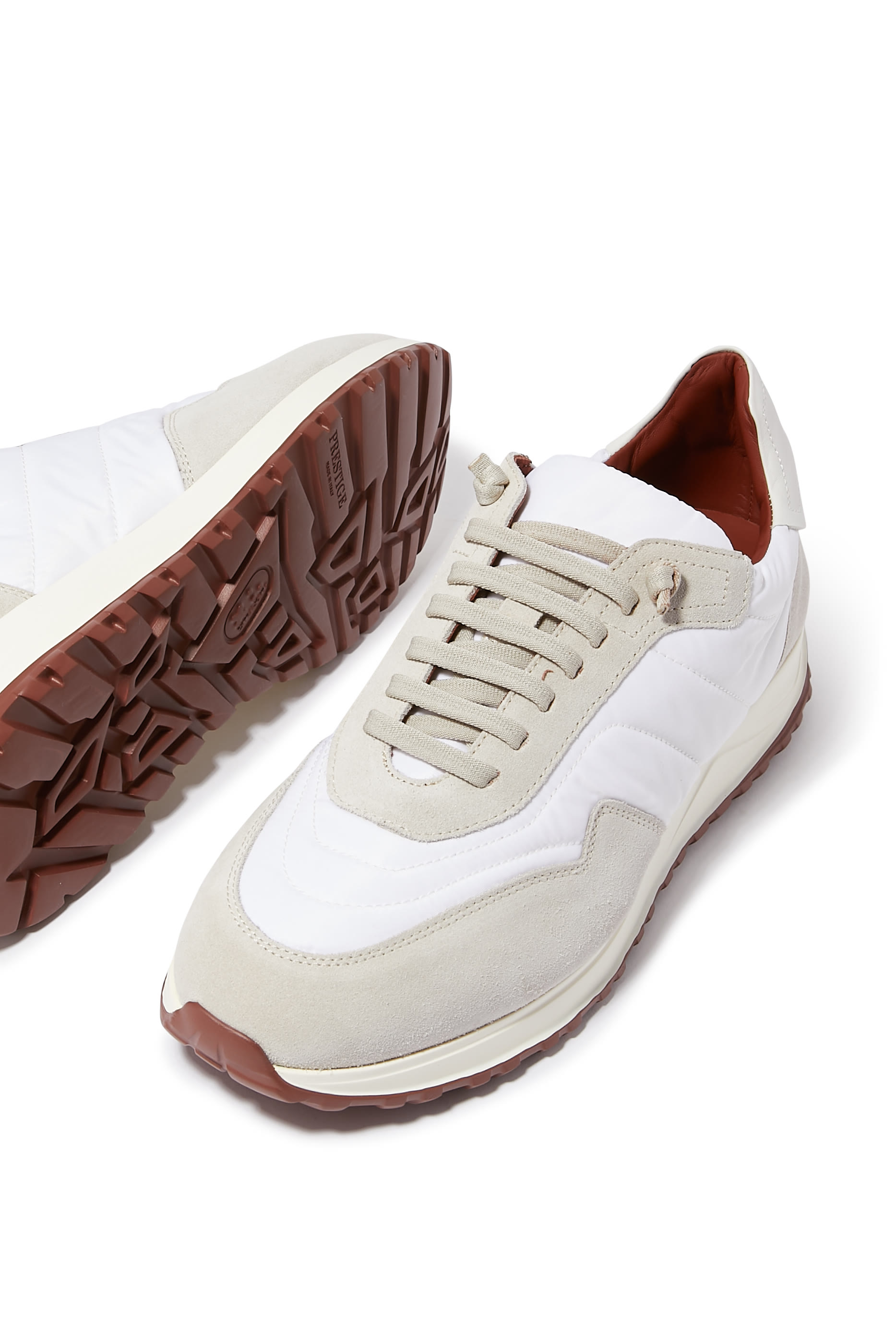 سنيكرز ويكيند والك  XL لوكس