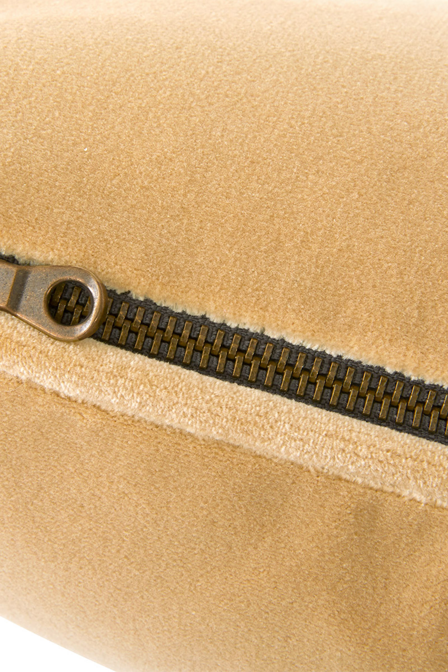 وسادة ديفان قطيفة