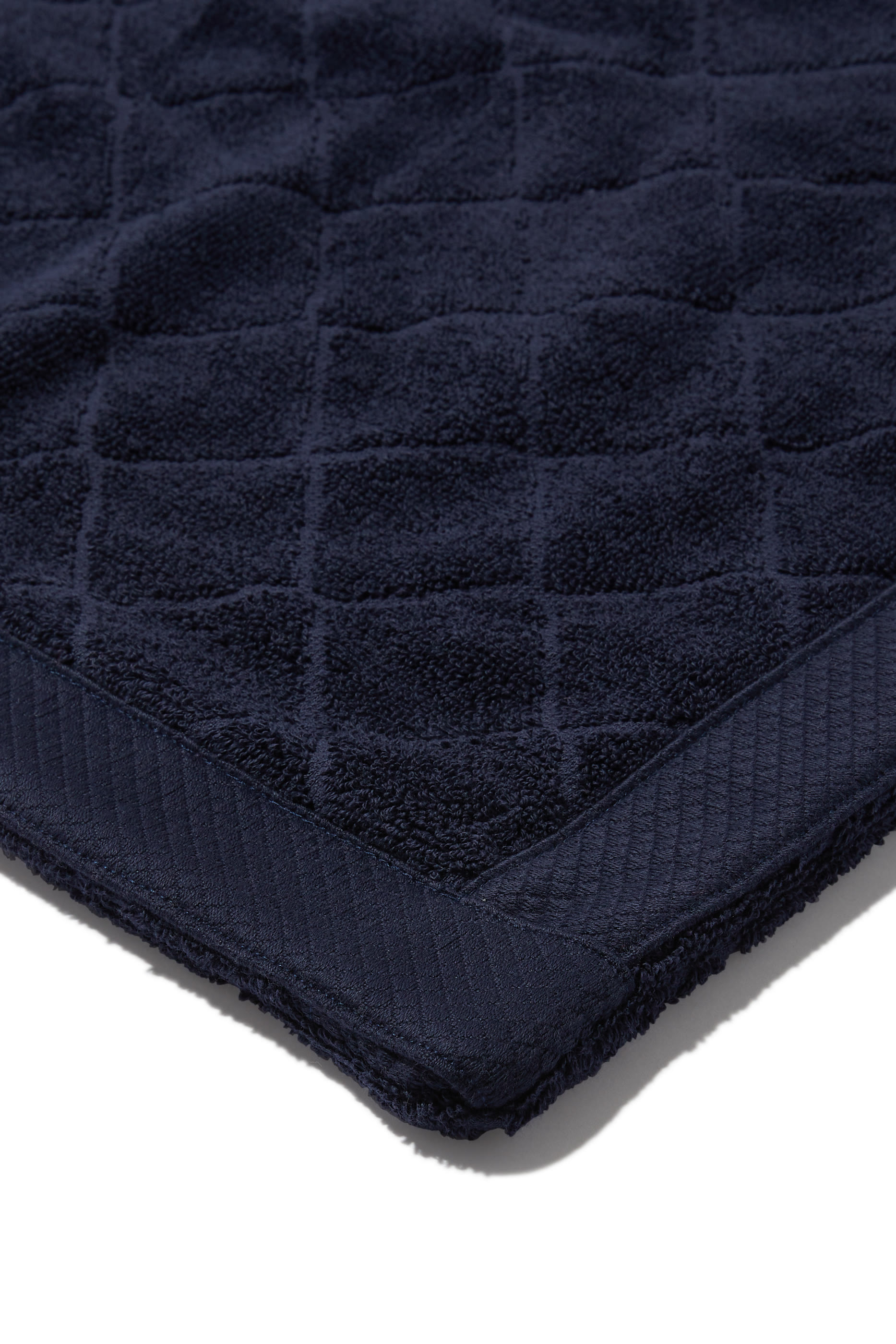 دواسة حمام أفينو