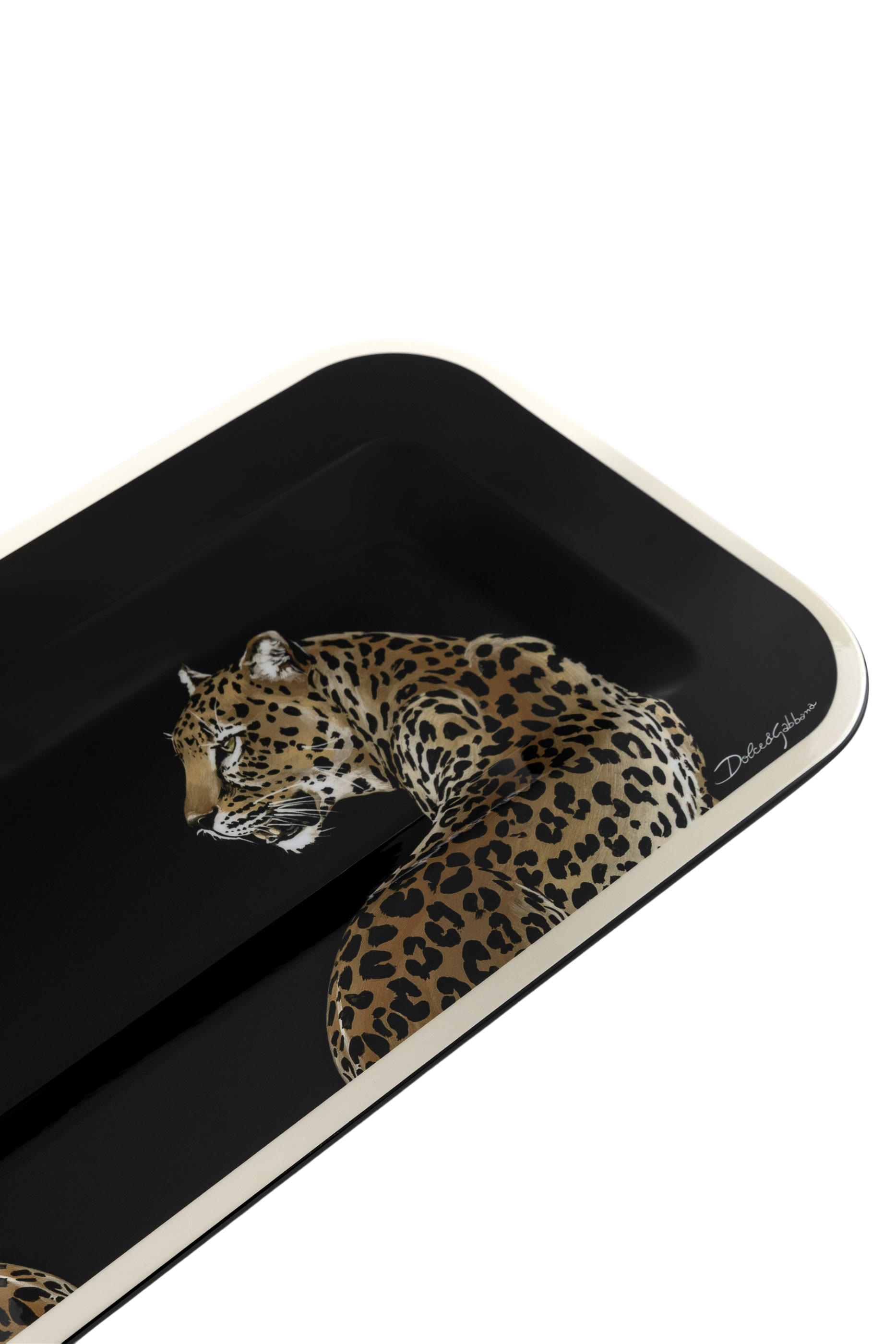 صينية ليو خشبية