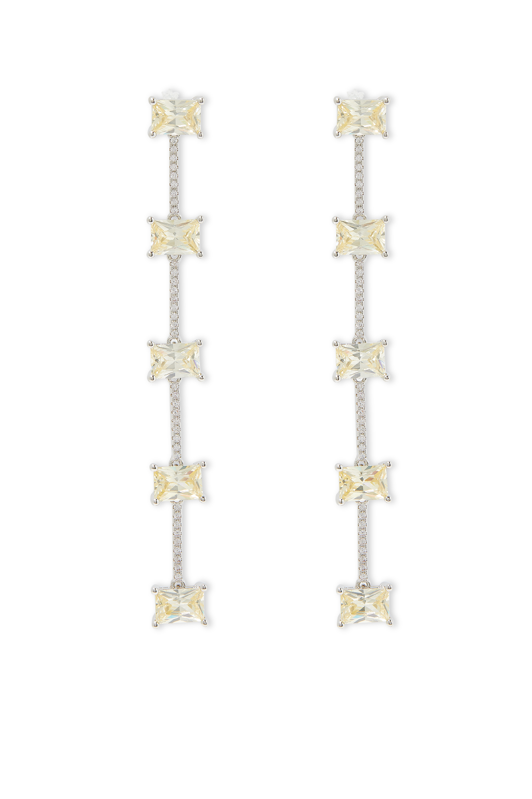 أقراط متدلية مرصعة بالزمرد المقطع أفقيا وأحجار زركونيا مكعبة نحاس مطلي بالروديوم