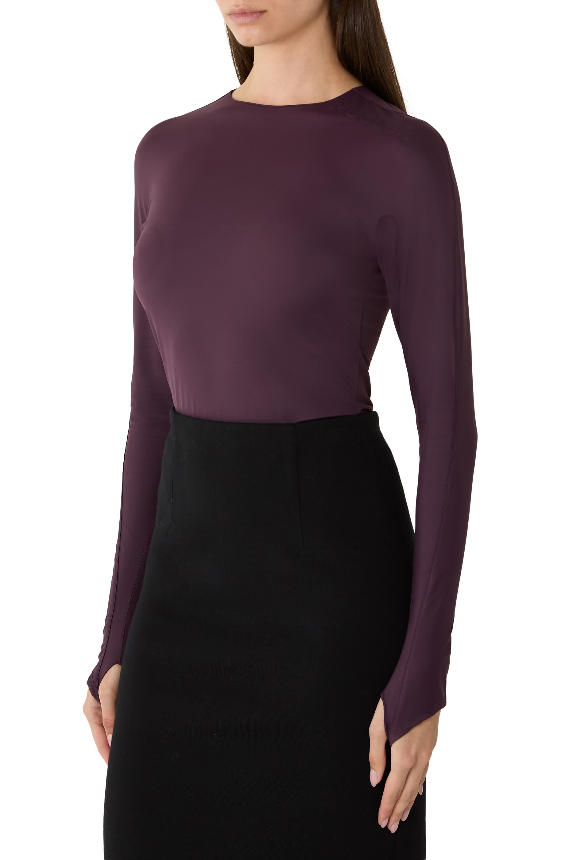 بودي سوت بأكمام طويلة مزين بشعار الماركة