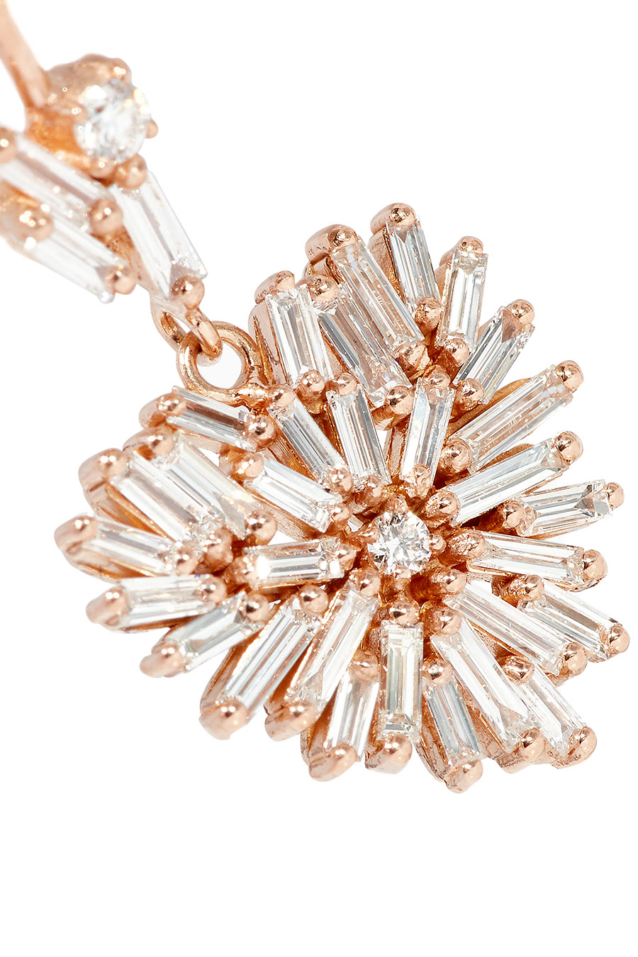 أقراط فاير وركس بحلية قلب مرصعة بماس