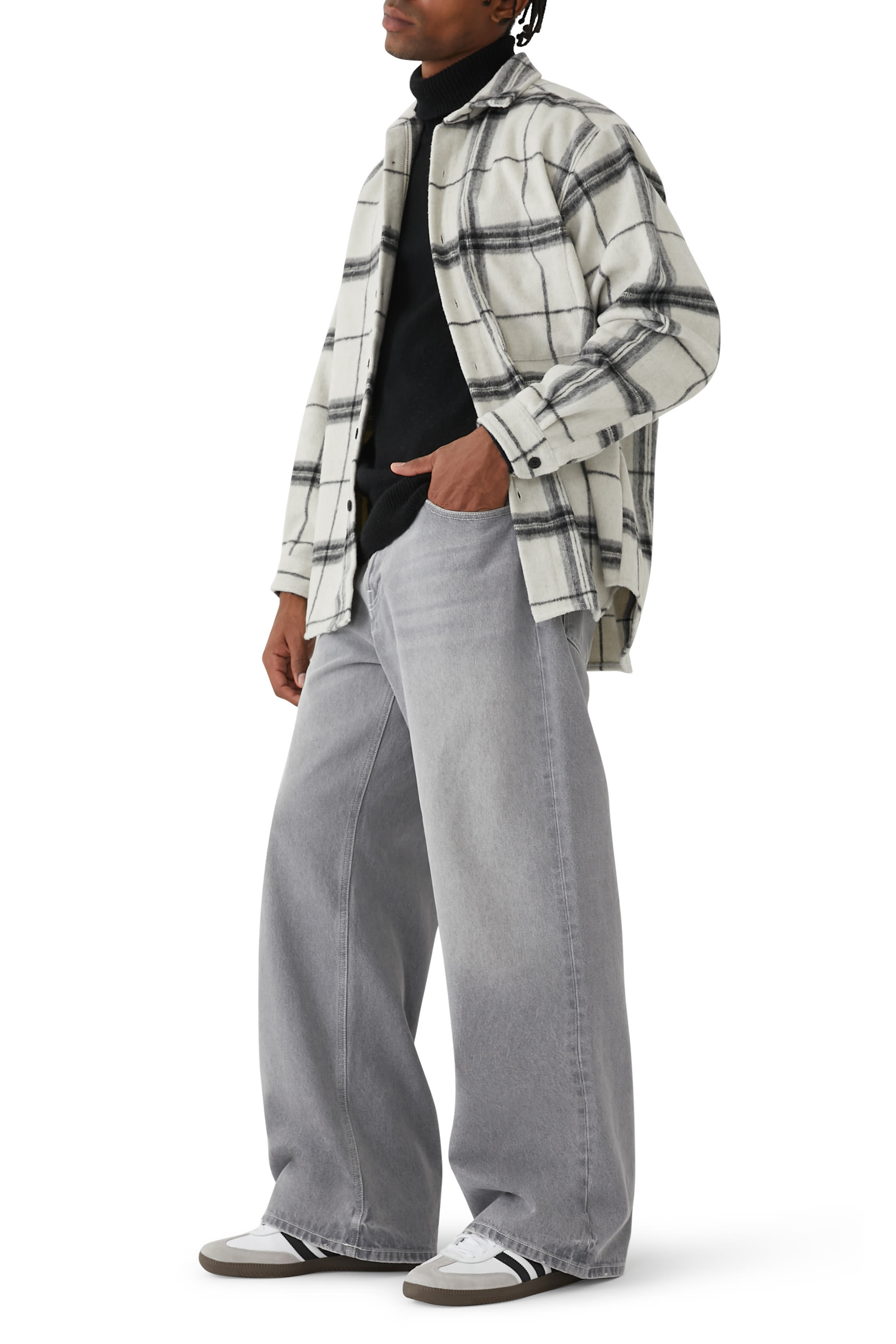 سنيكرز سامبا أو جي