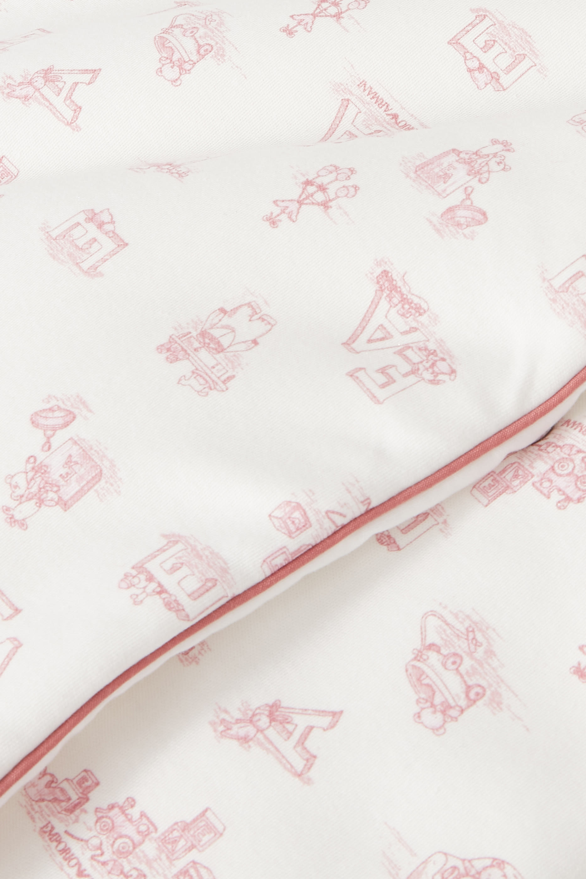 كيس نوم بشعار الماركة للأطفال