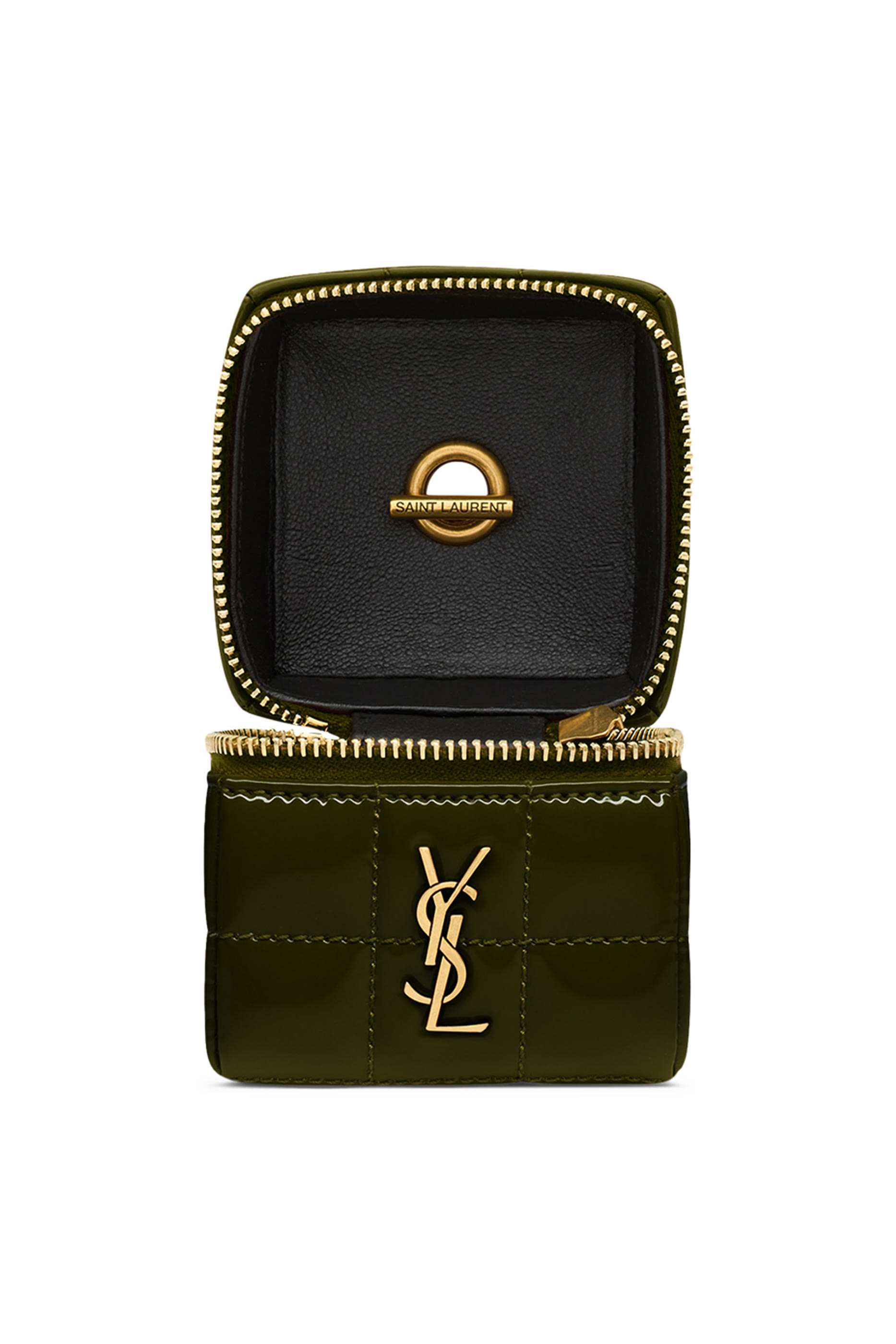 حقيبة صغيرة مبطنة بتصميم مكعب بشعار الماركة ونقشة كاري جلد لامع