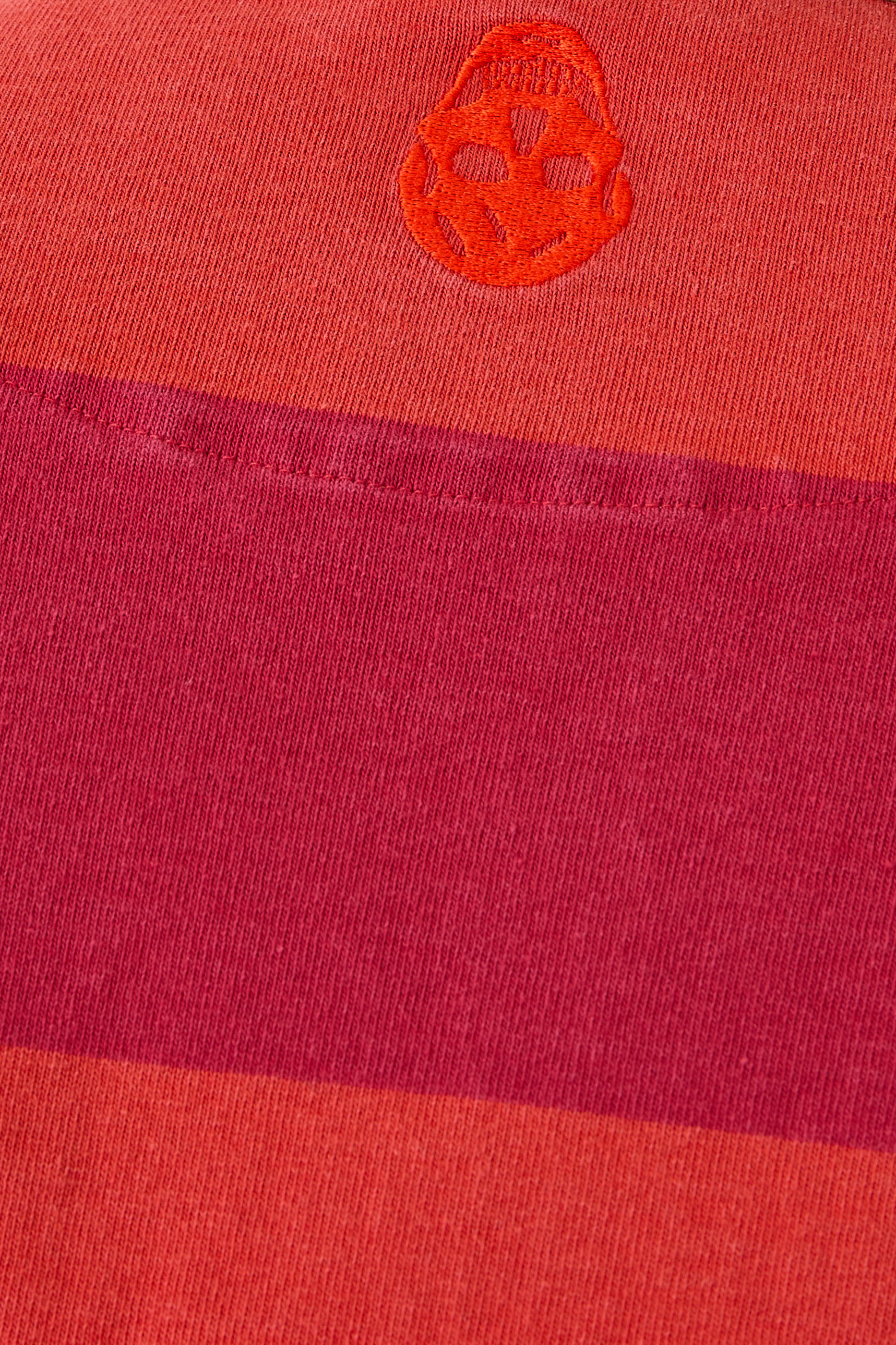 قميص بولو رغبي بقصة فضفاضة