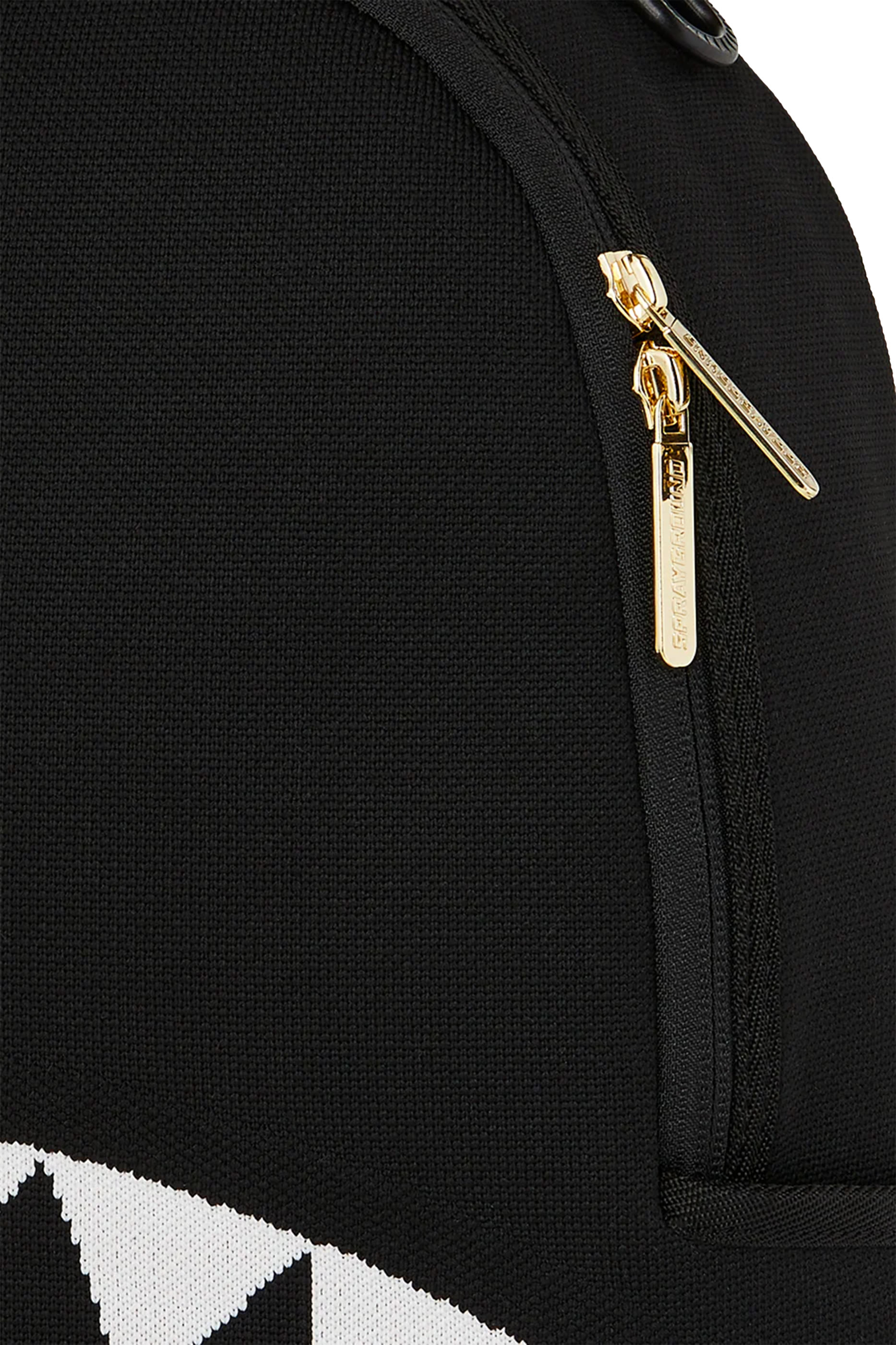 حقيبة ظهر بعبارة تشارك سنترال قماش منسوج