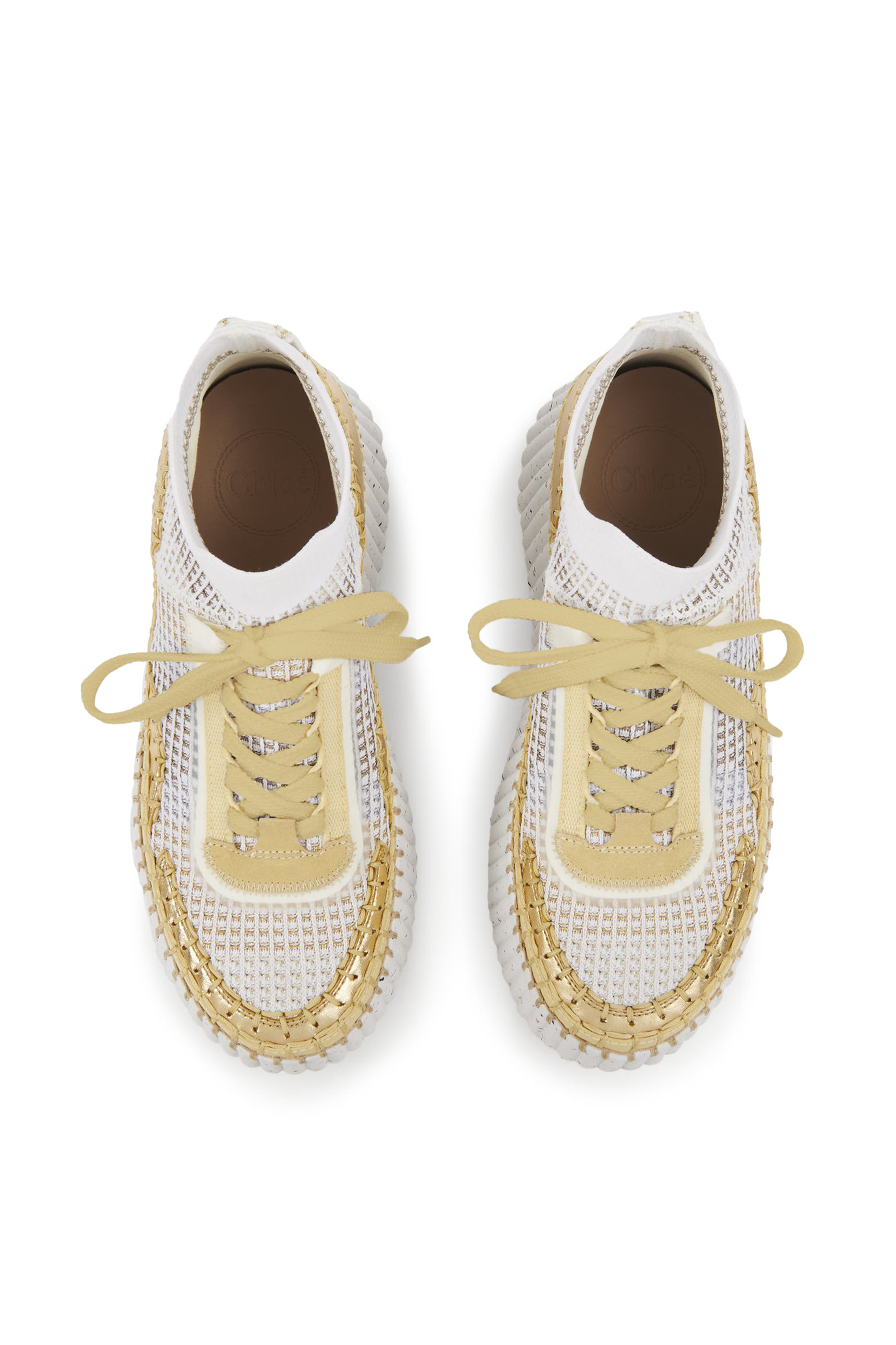 سنيكرز ناما بنعل سميك