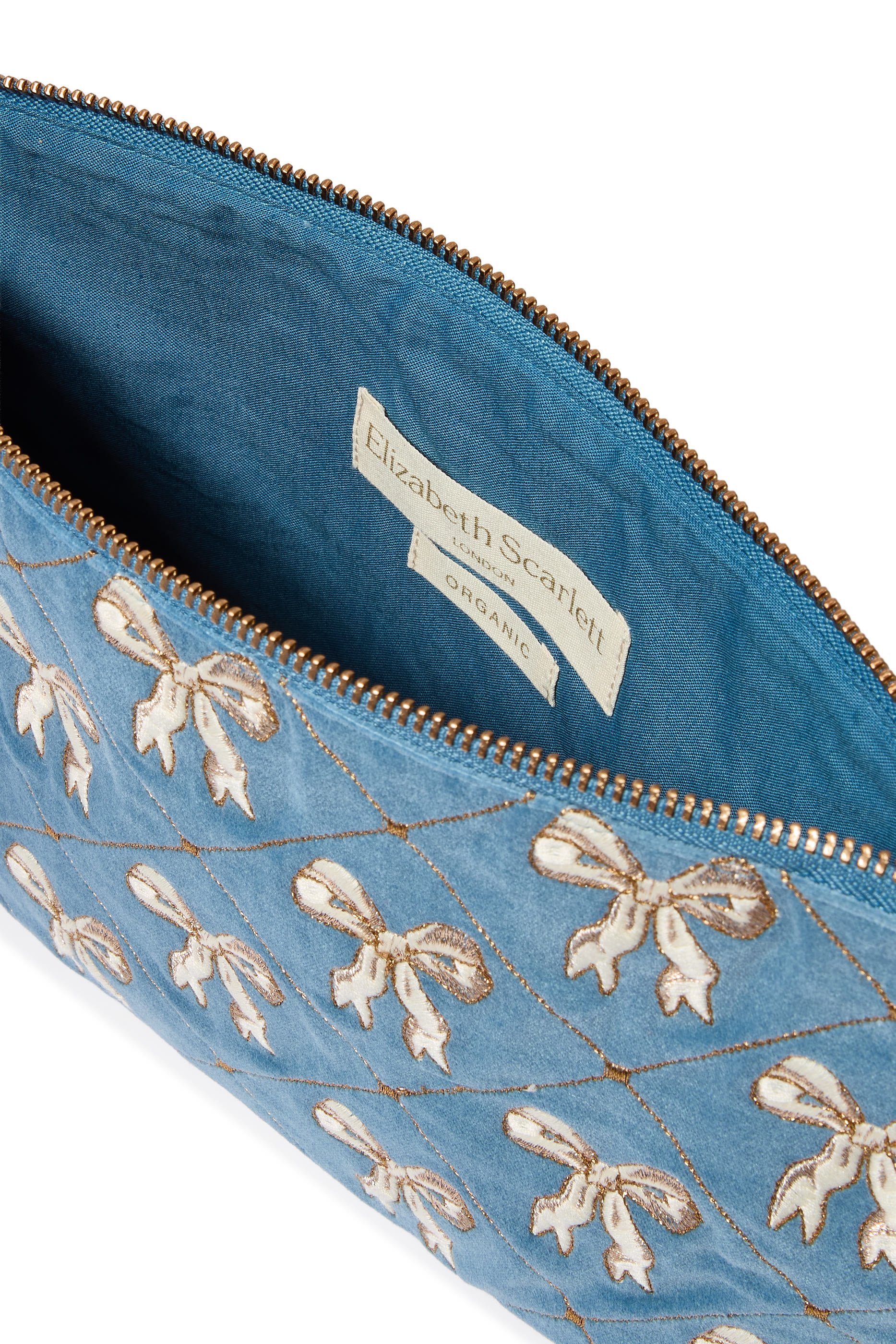 حقيبة صغيرة يومية بنقشة فيونكات متشابكة