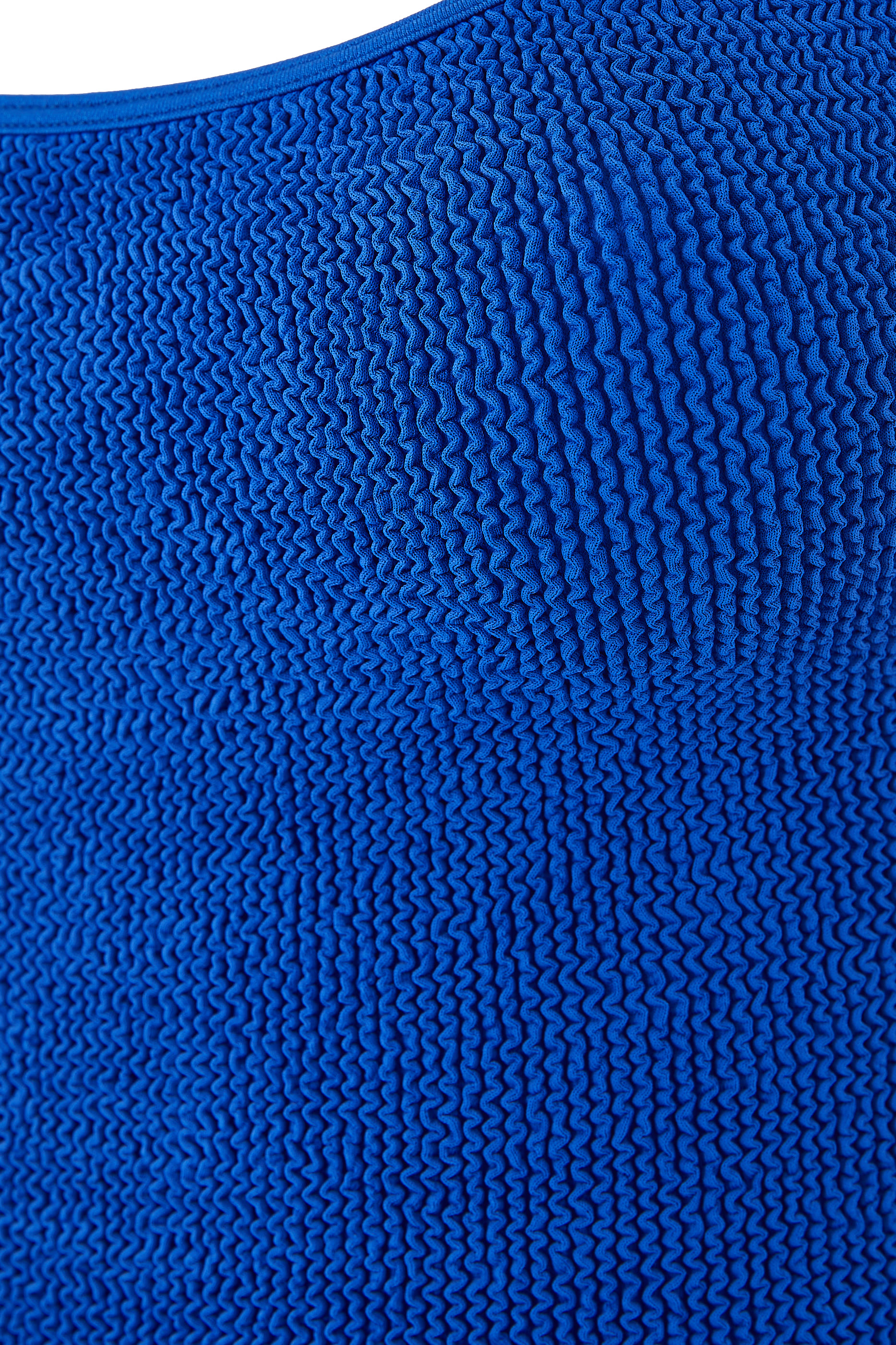 بدلة سباحة باميلا بتصميم قطعة واحدة