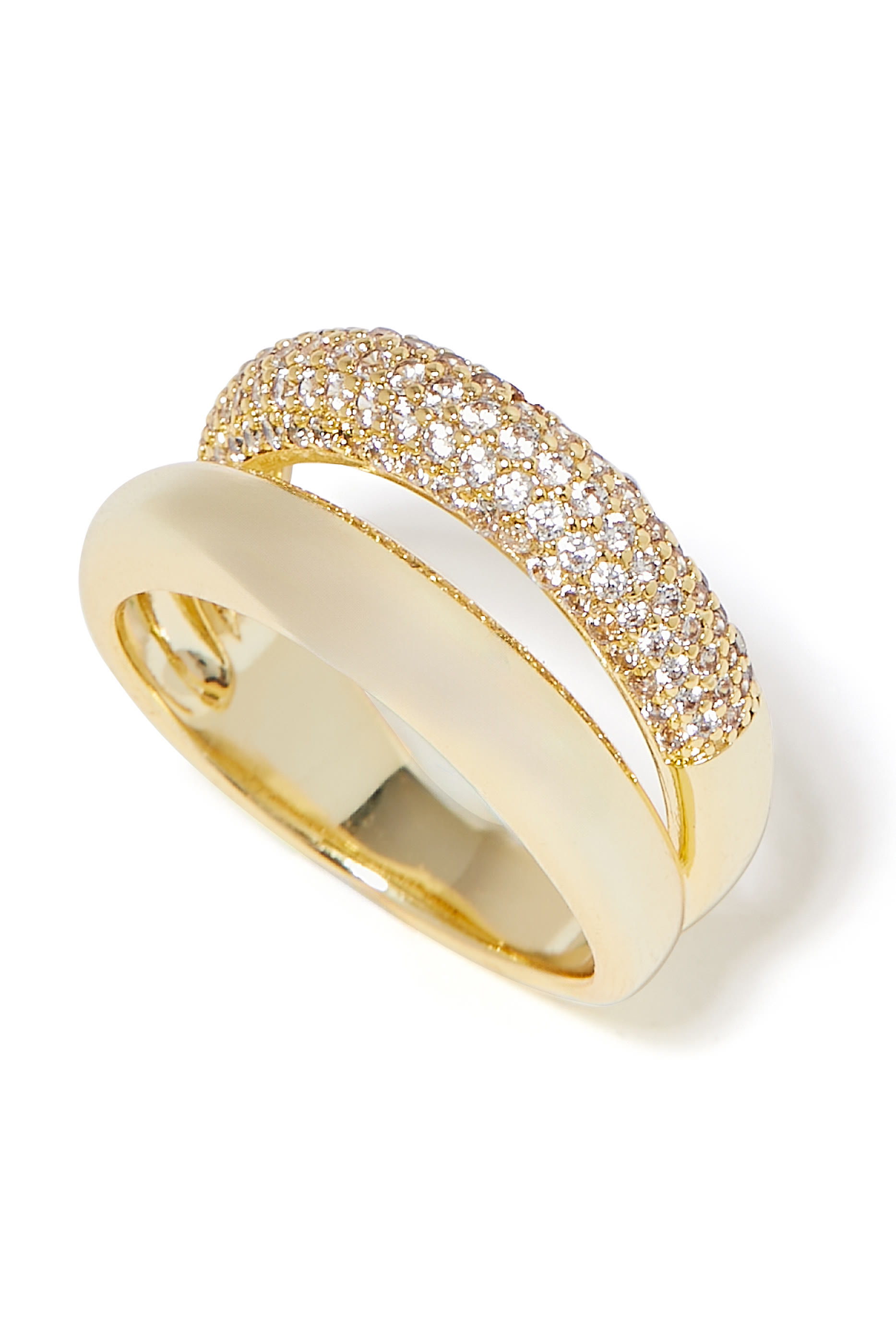 خاتم بطبقتين أحدها مرصعة بأحجار بافيه