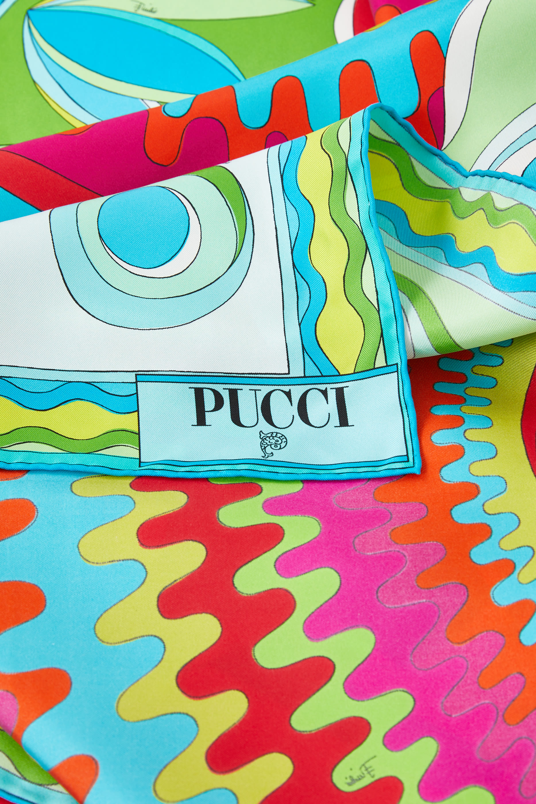 وشاح بنقشة بيرساجليو حرير