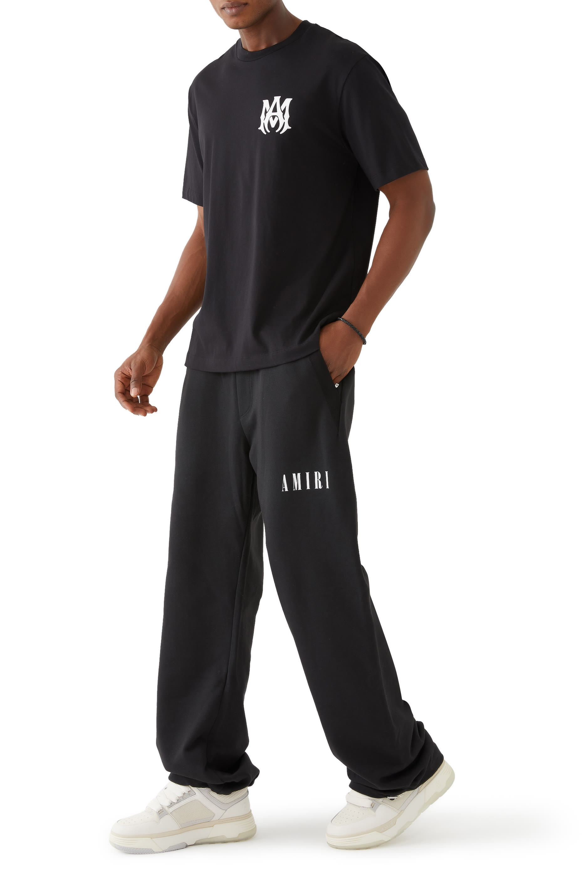 سنيكرز ام ايه-1