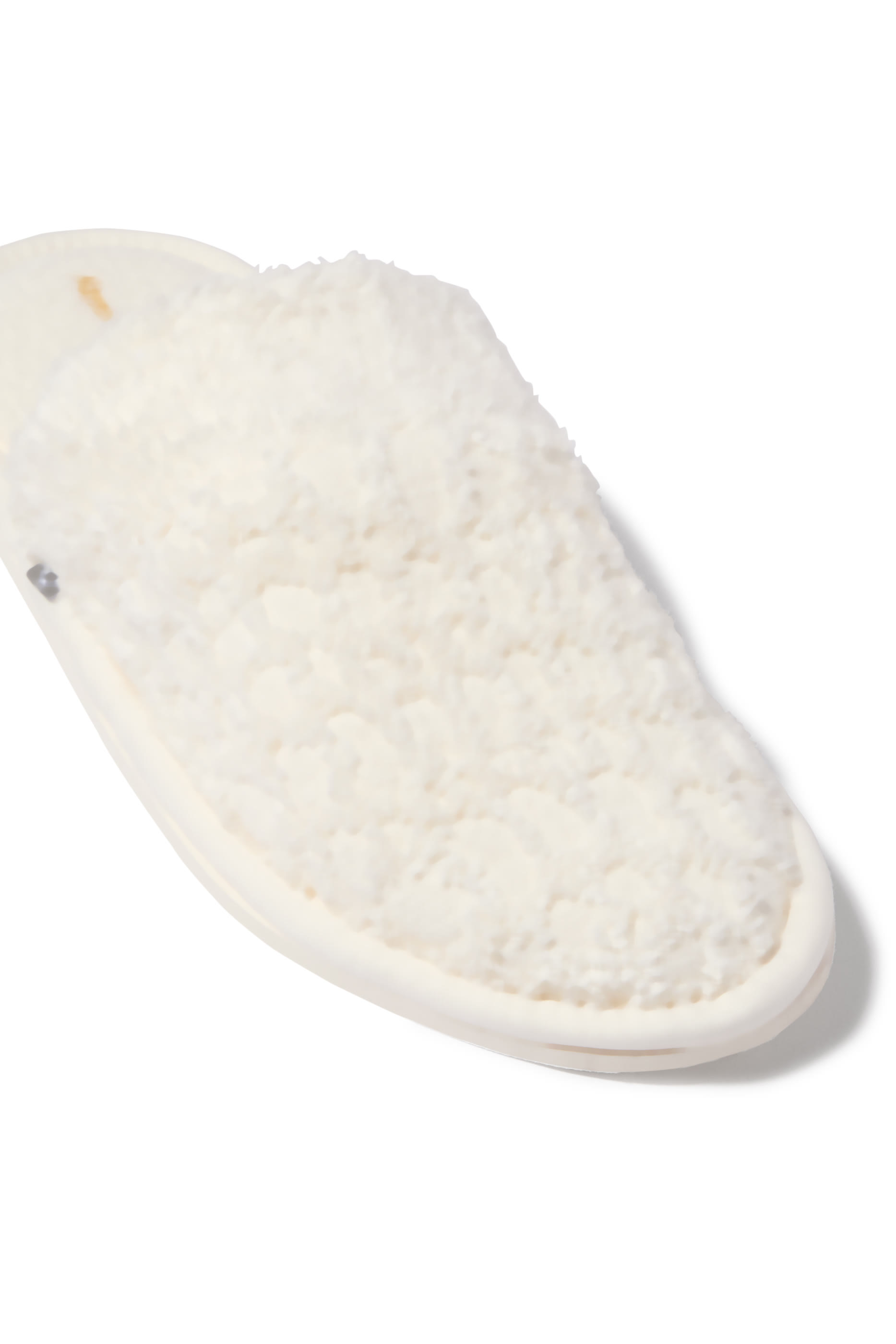 حذاء لودج سهل الإرتداء