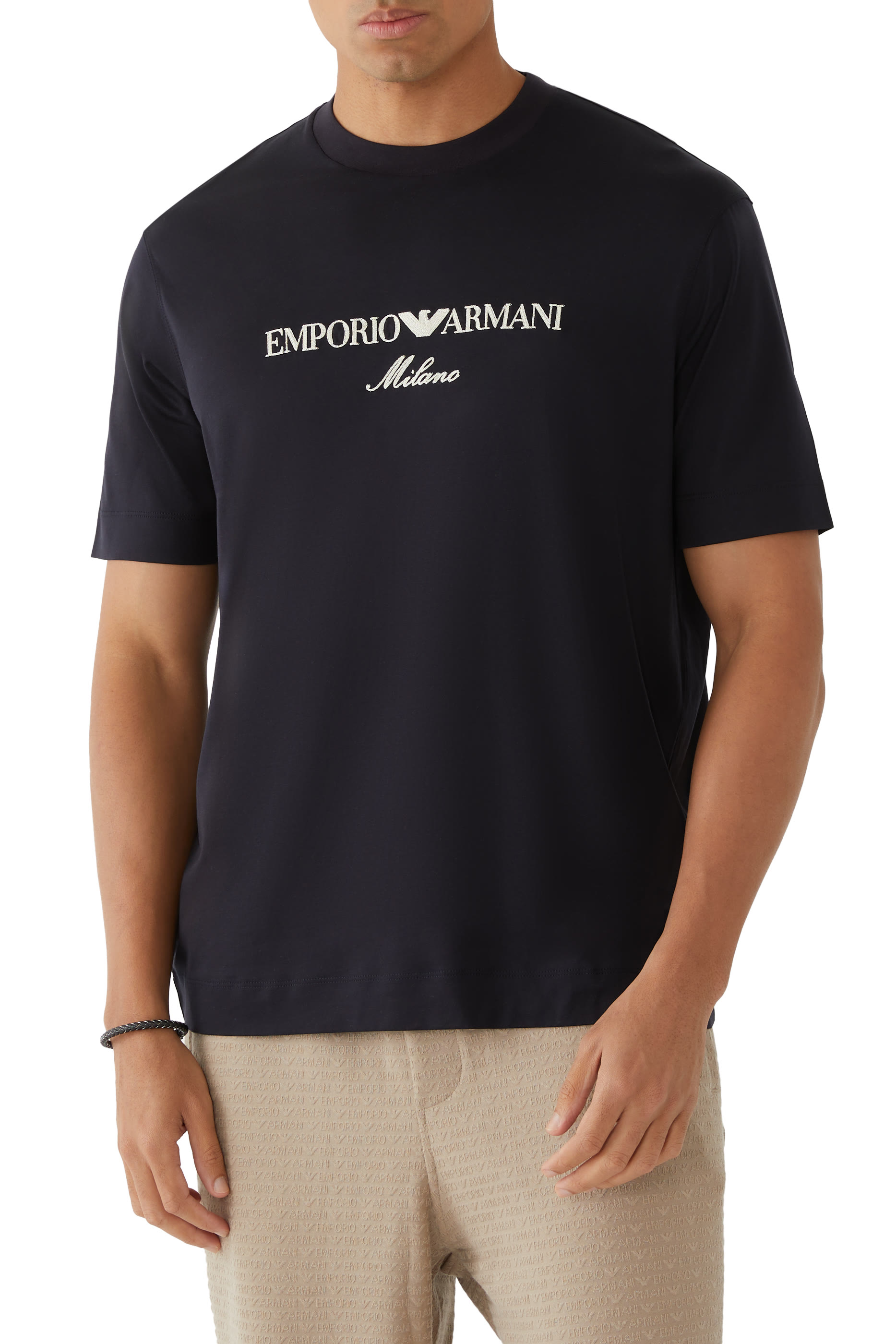 تيشيرت بشعار الماركة قطن