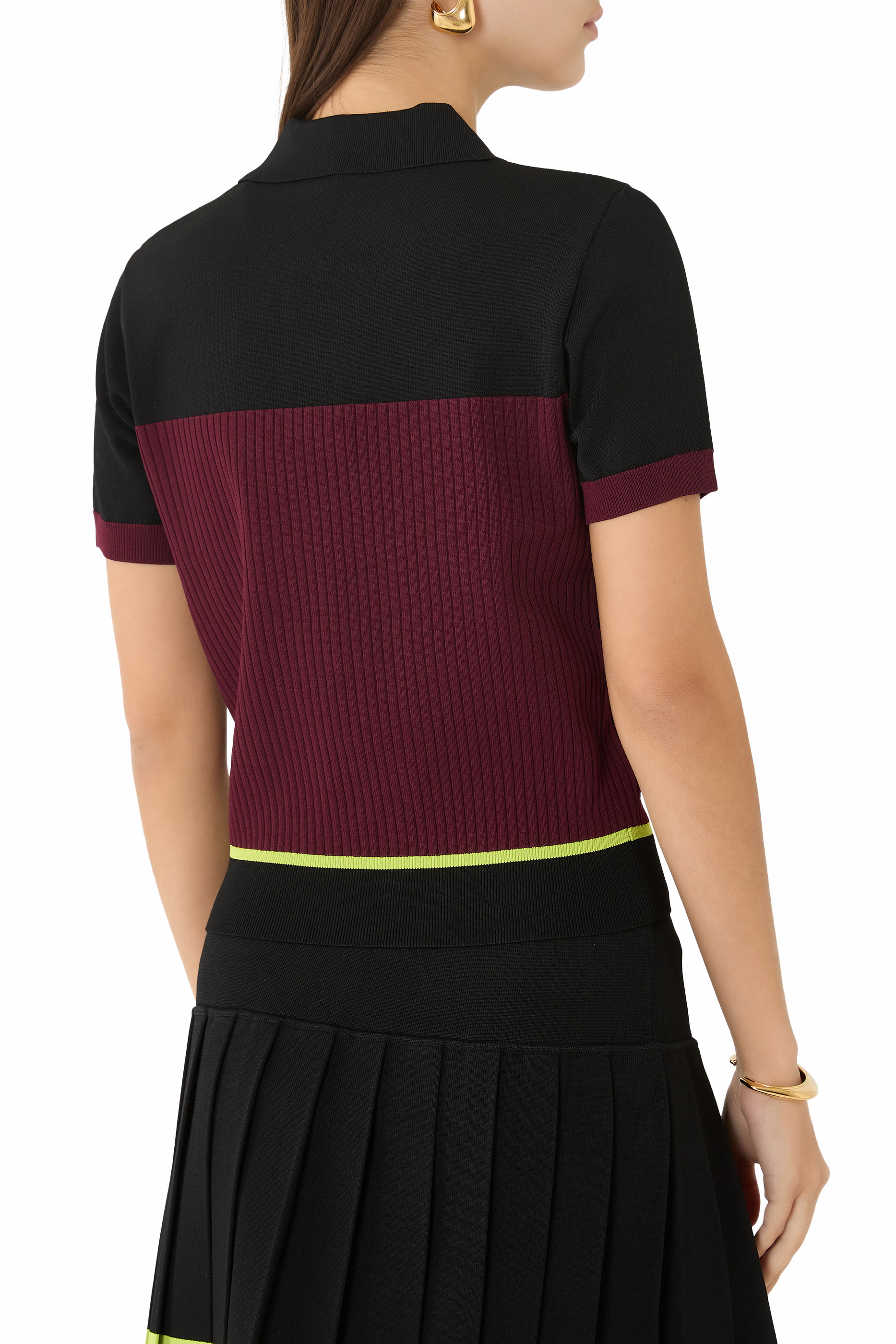 قميص بولو مخطط بأكمام قصيرة