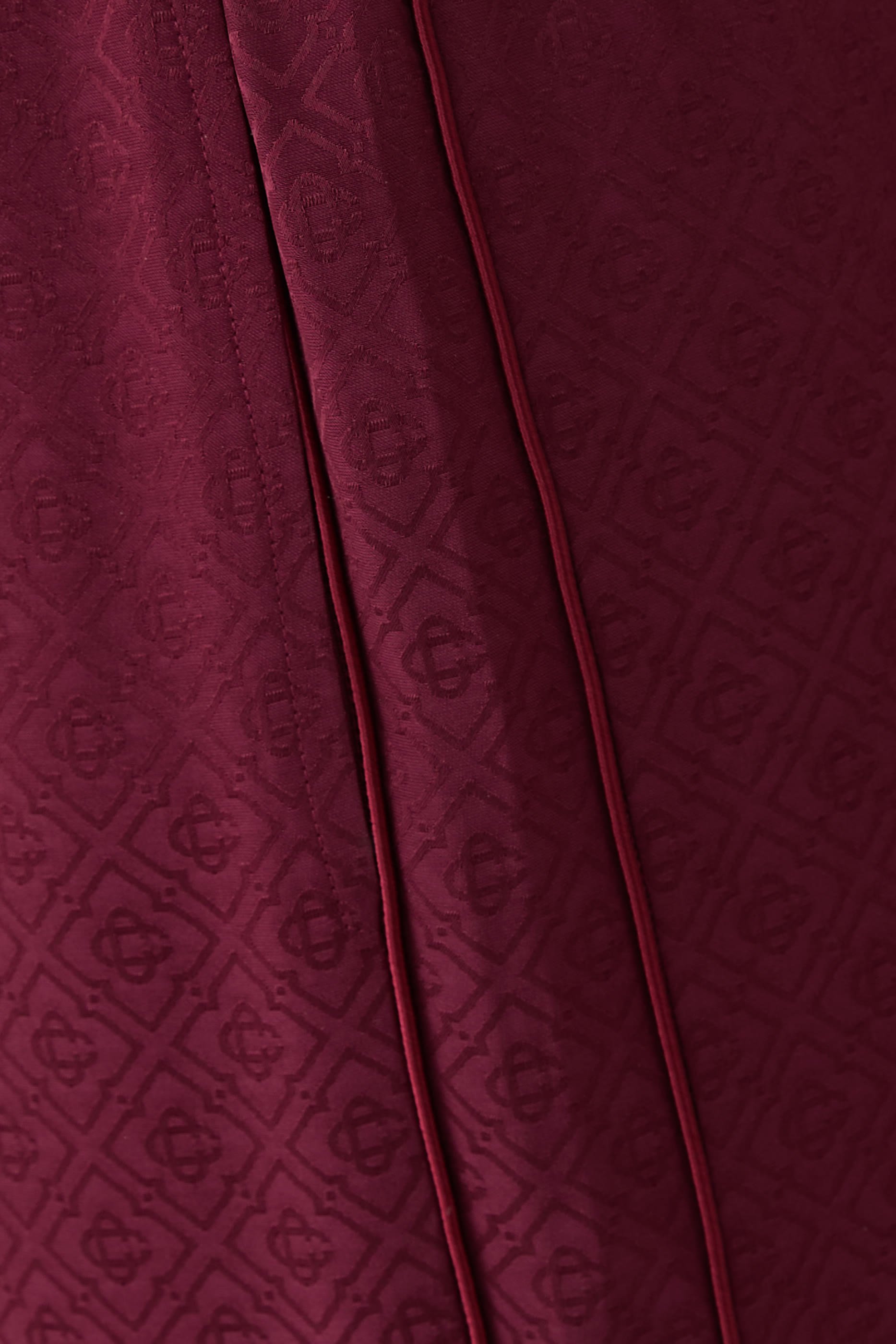 بنطال بحروف شعار الماركة حرير