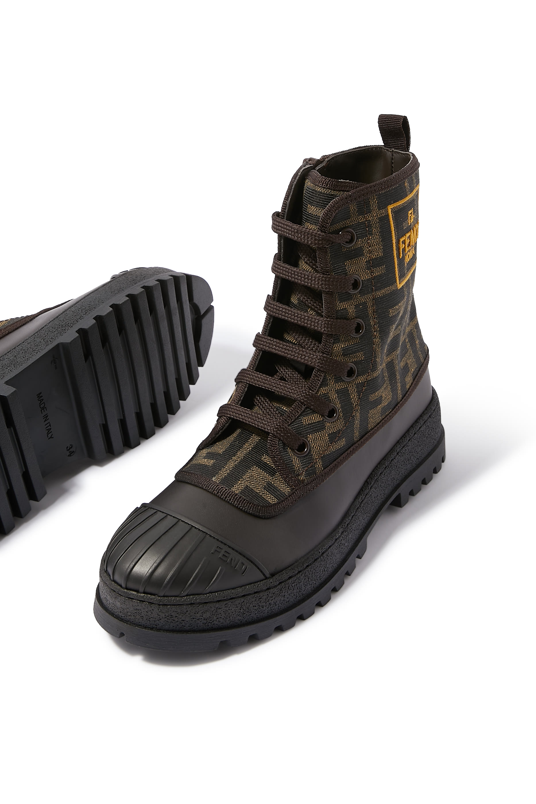 بودرة سائبة دبل وير شفافة درجة لايت مات