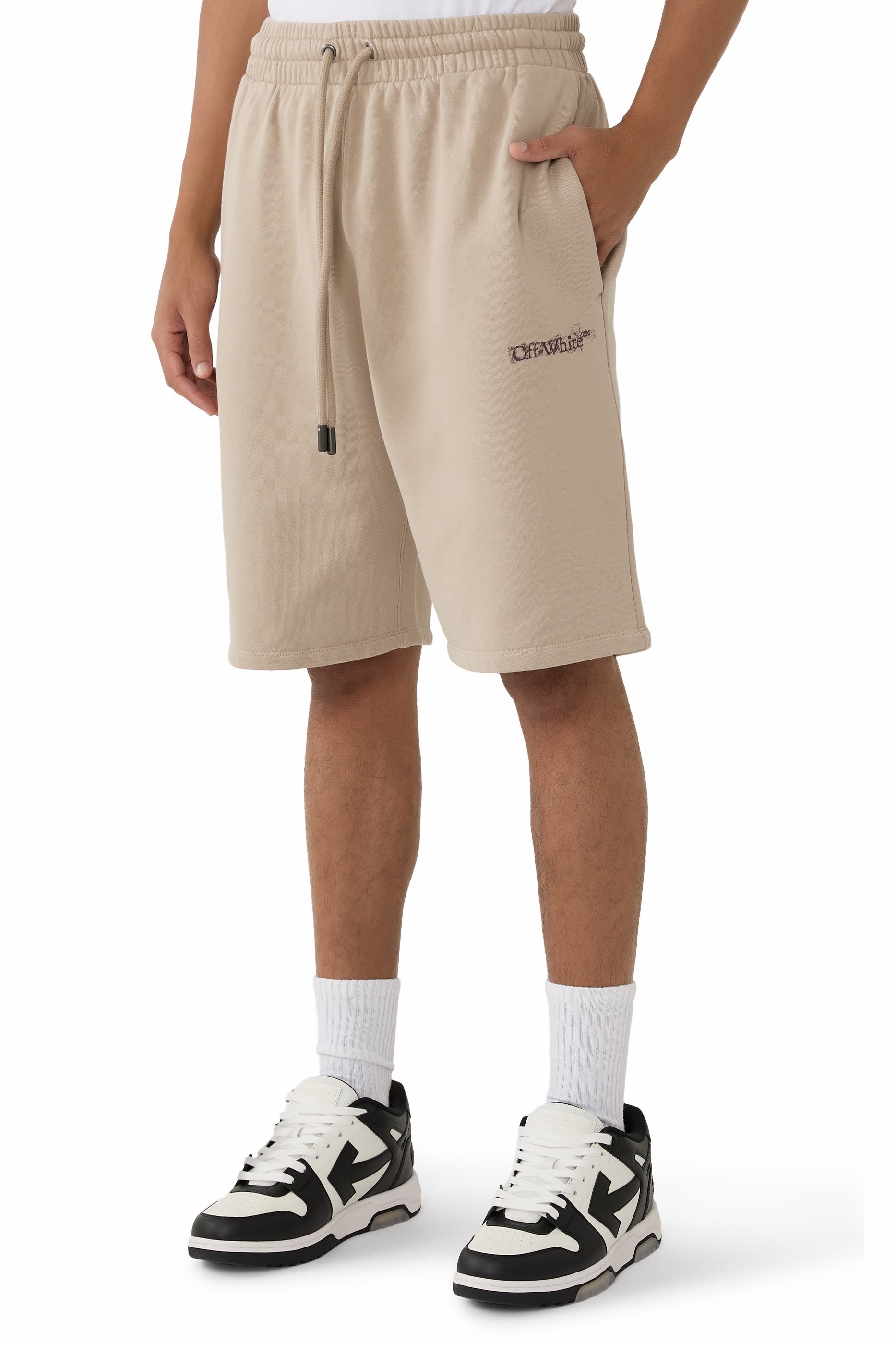 شورت رياضي سكيت بشعار الأسهم