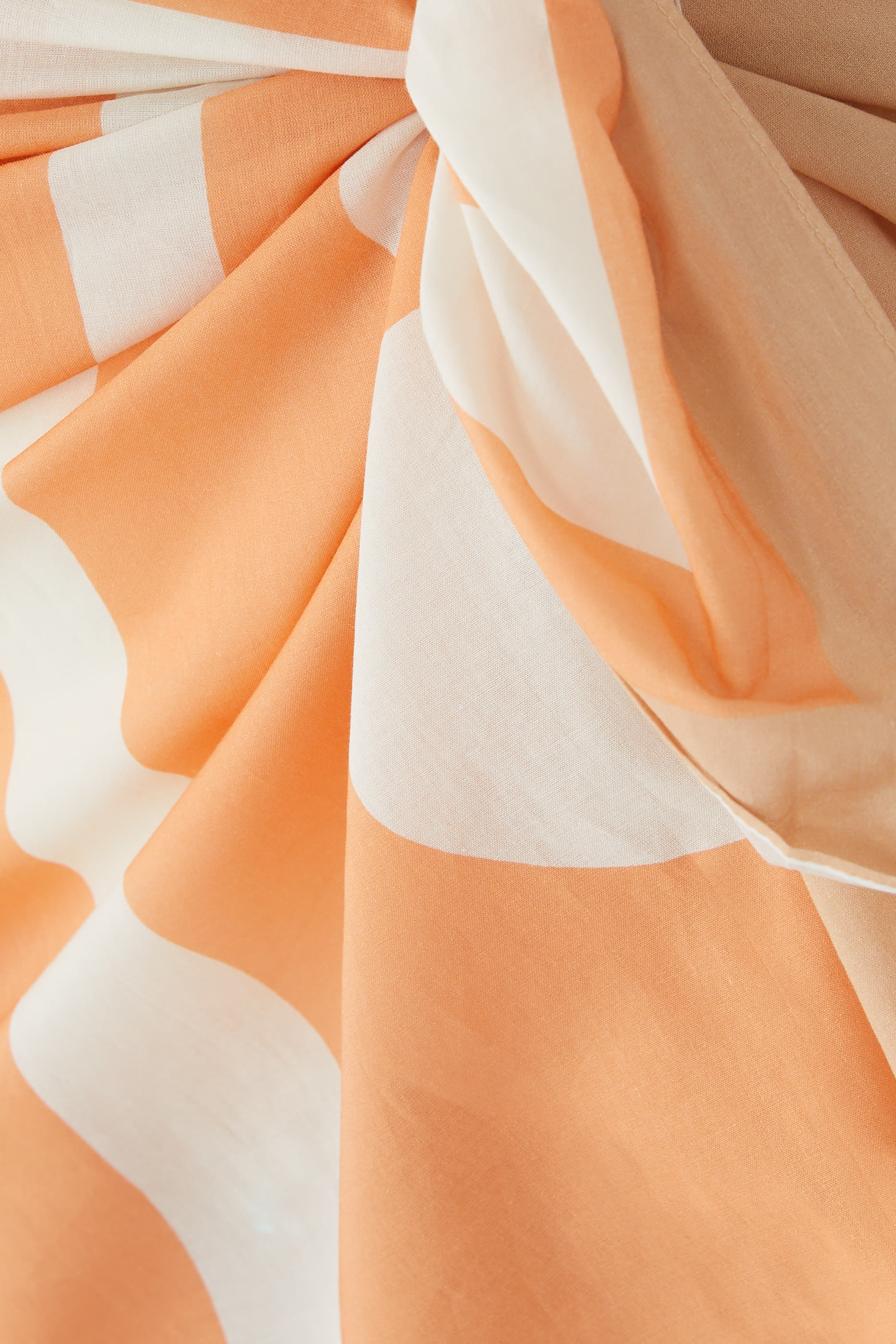 باريو مارسيلا سارونج