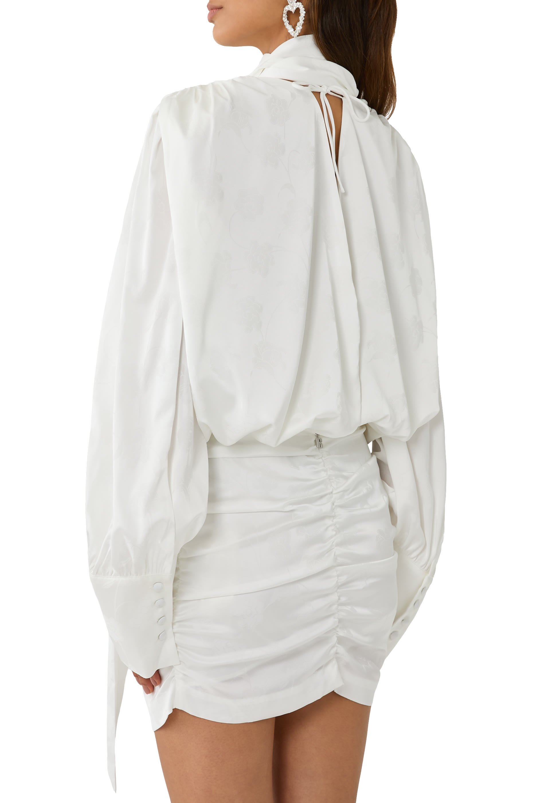 فستان قصير بوشاح