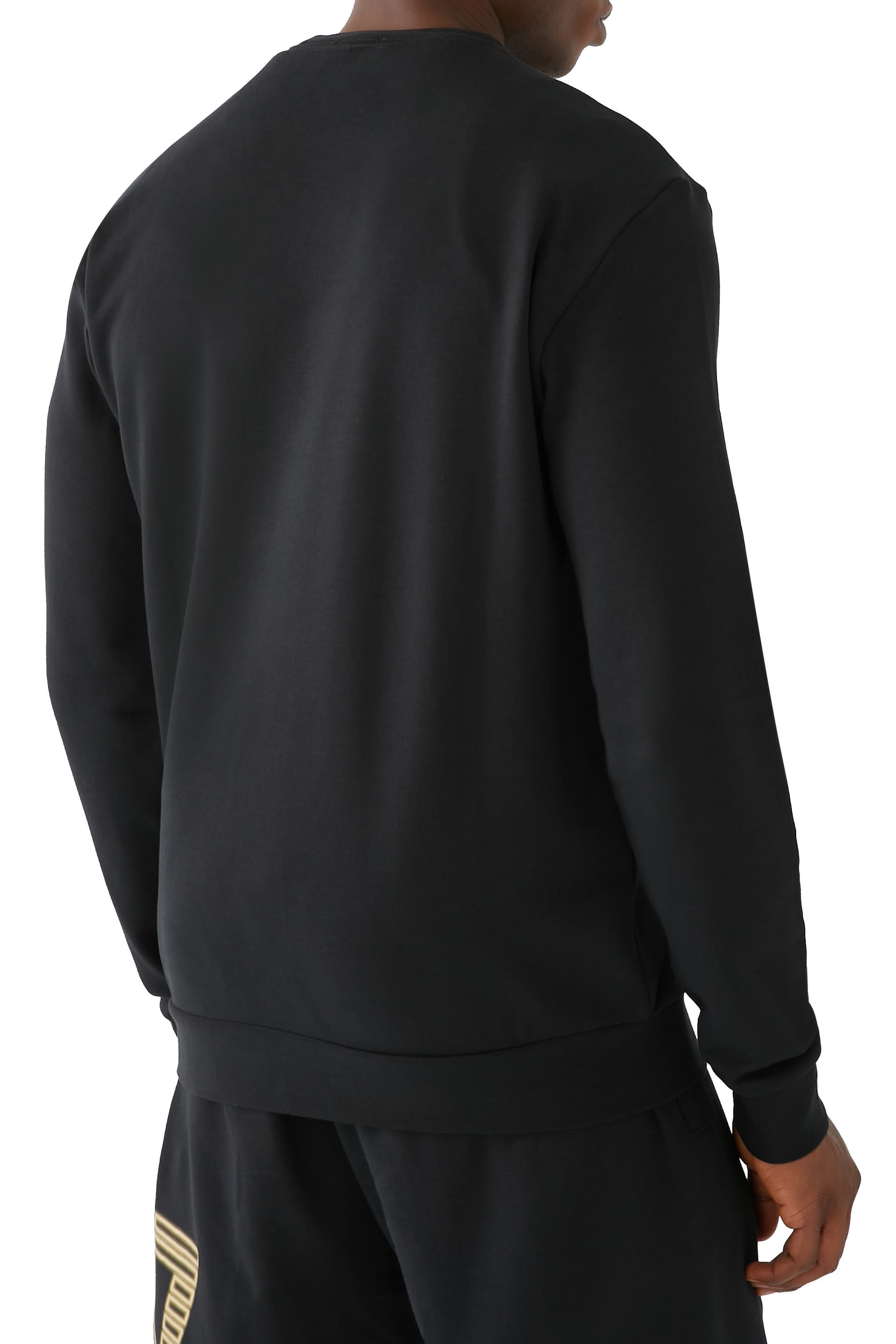 سويت شيرت بشعار الماركة بلون مغاير