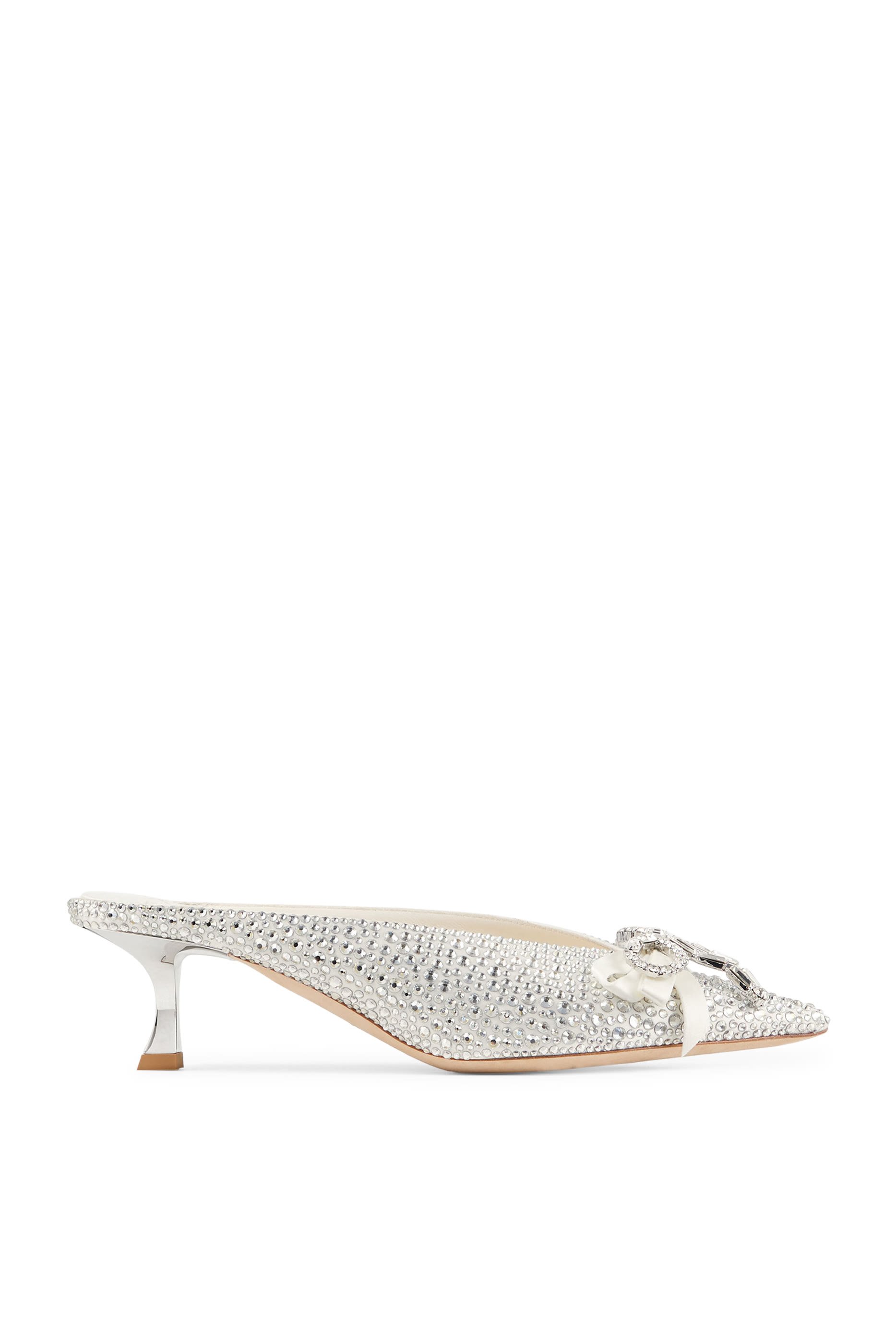 حذاء أوريا 50 مفتوح من الخلف