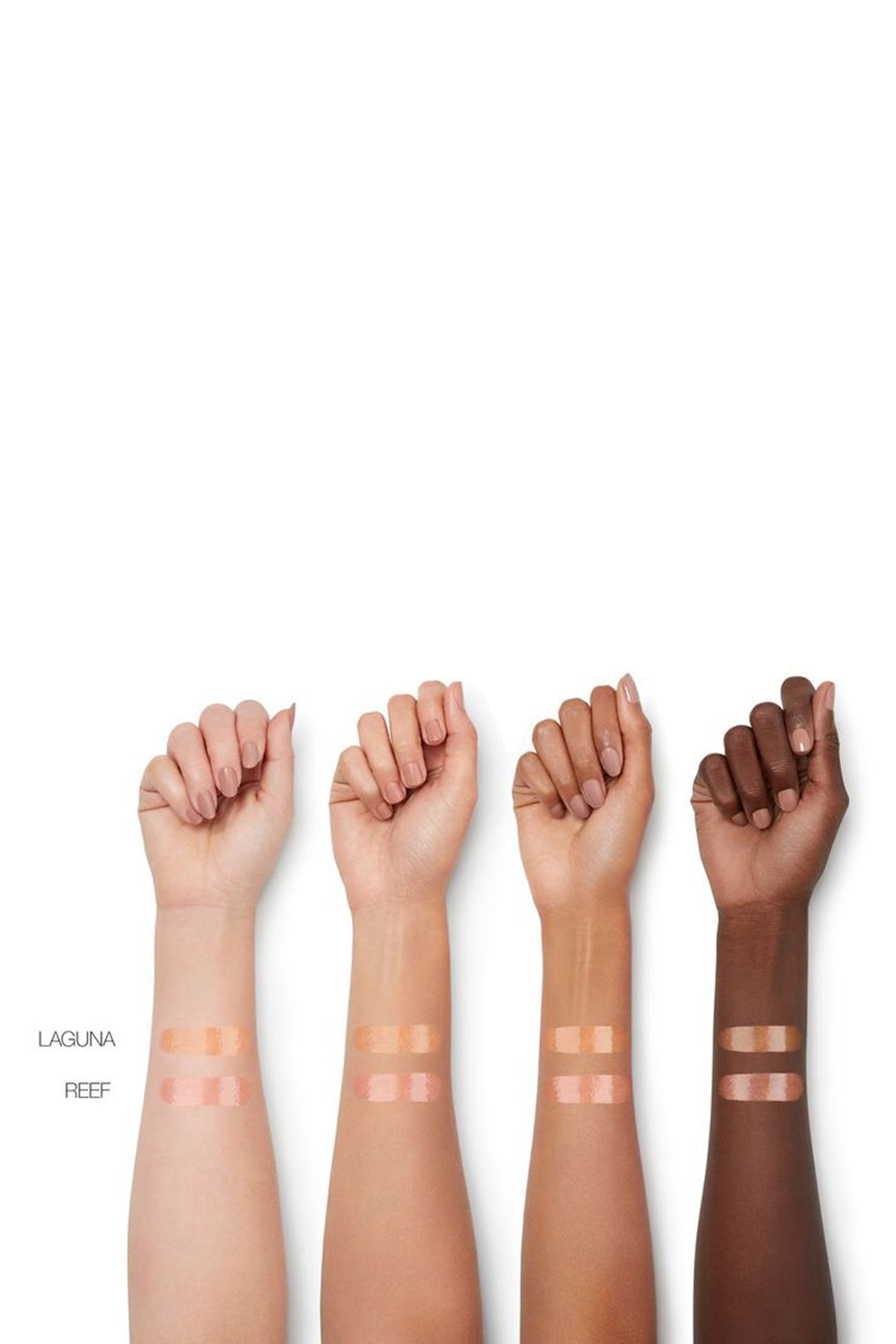 ملون شفاه معزز بالزيت