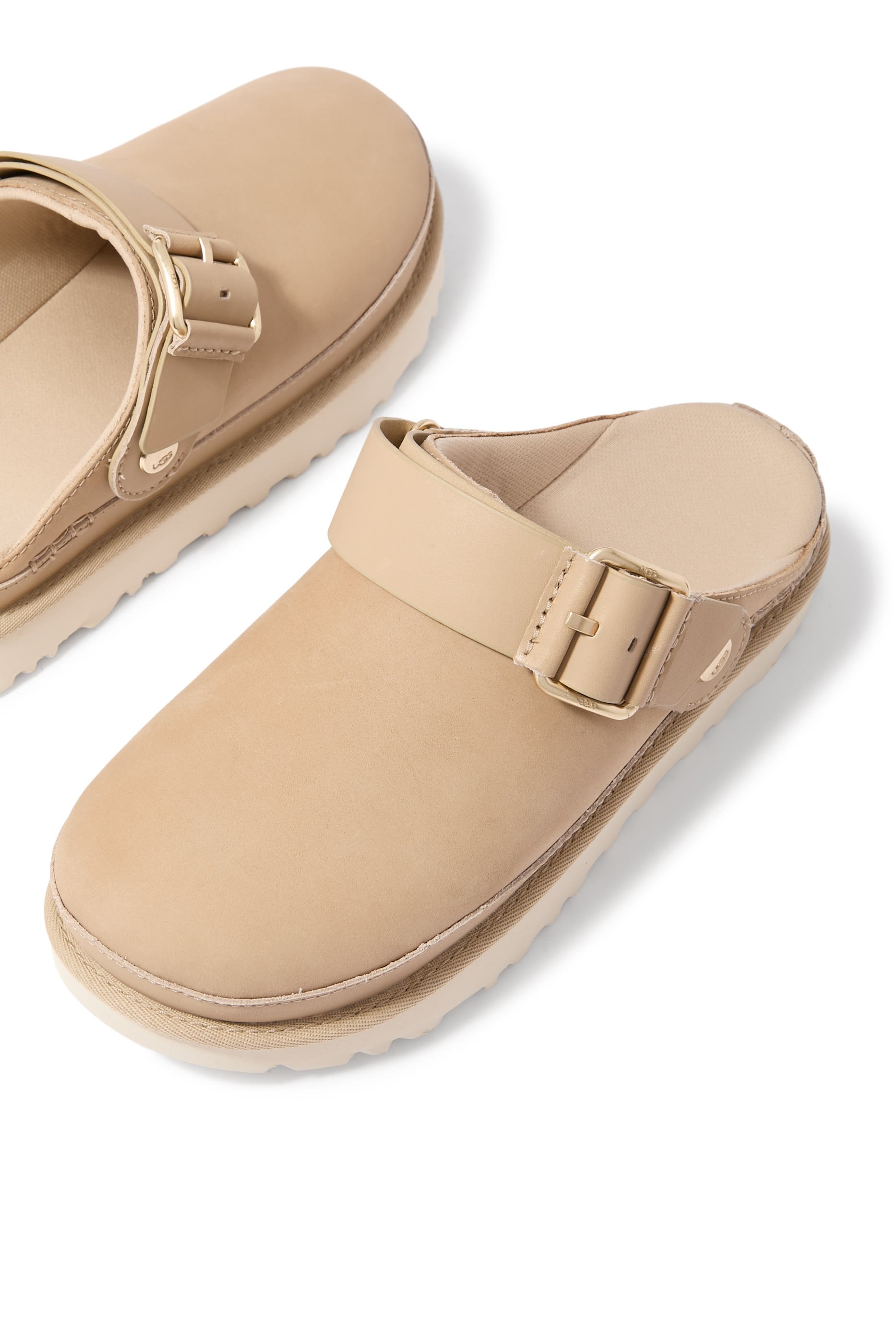 حذاء غولدنستار فيلا مفتوح من الخلف