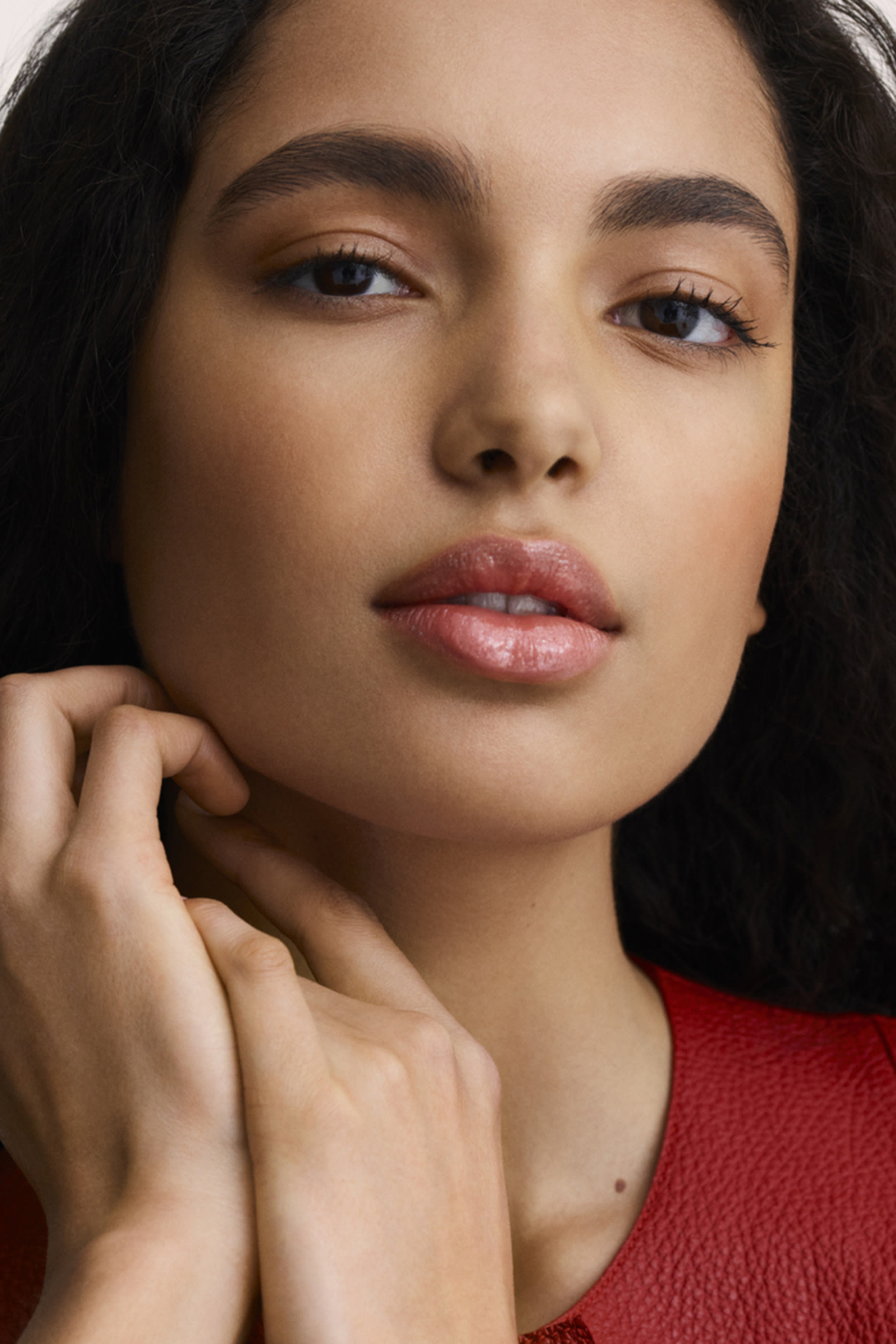 أحمر شفاه Rouge Herm&egrave;s لامع بإصدار محدود