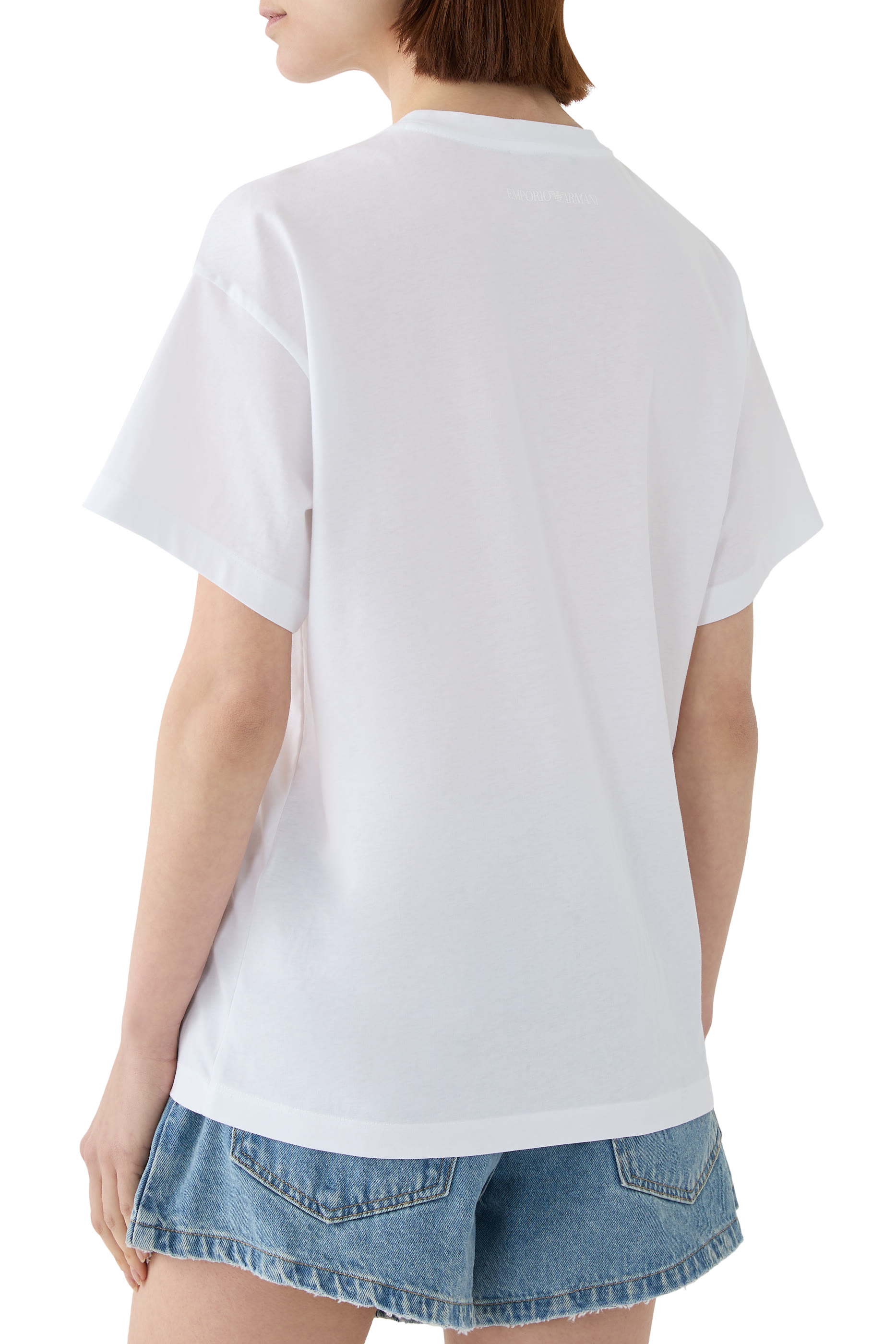 تيشيرت بشعار الماركة