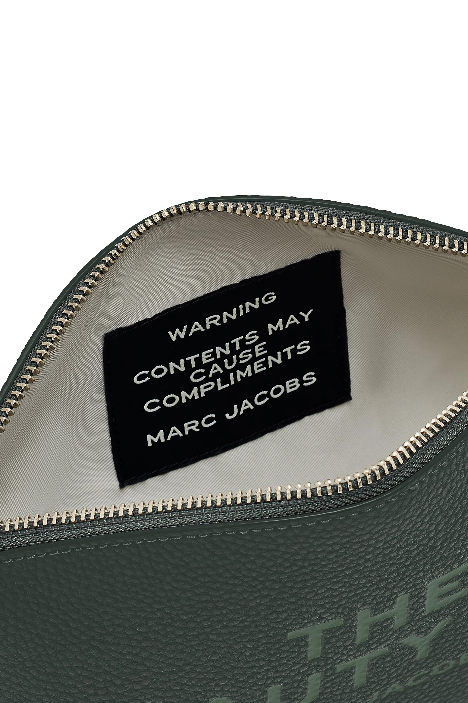 حقيبة بطبعة ذا بيوتي