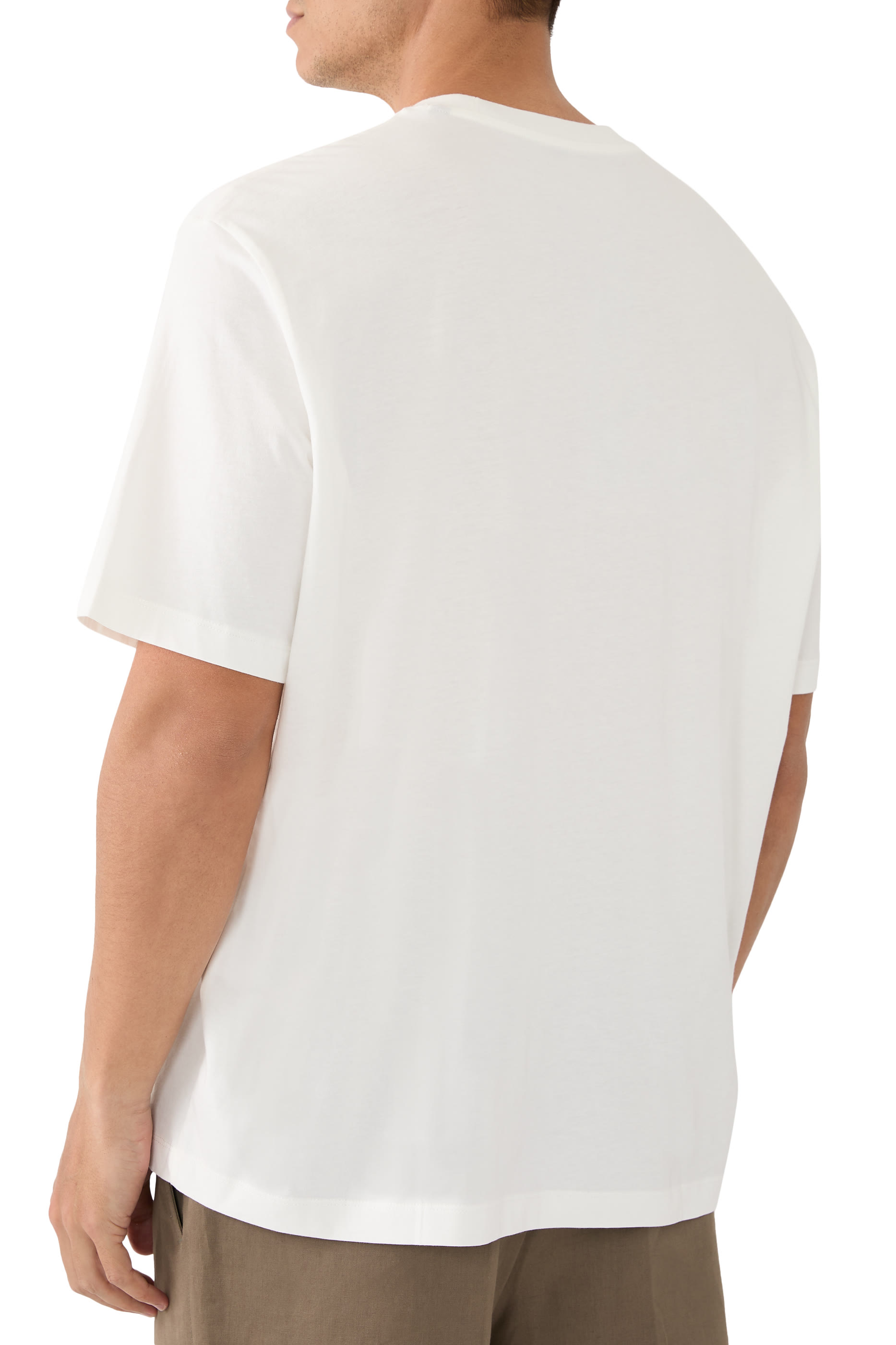 قميص ايكون بشعار الماركة