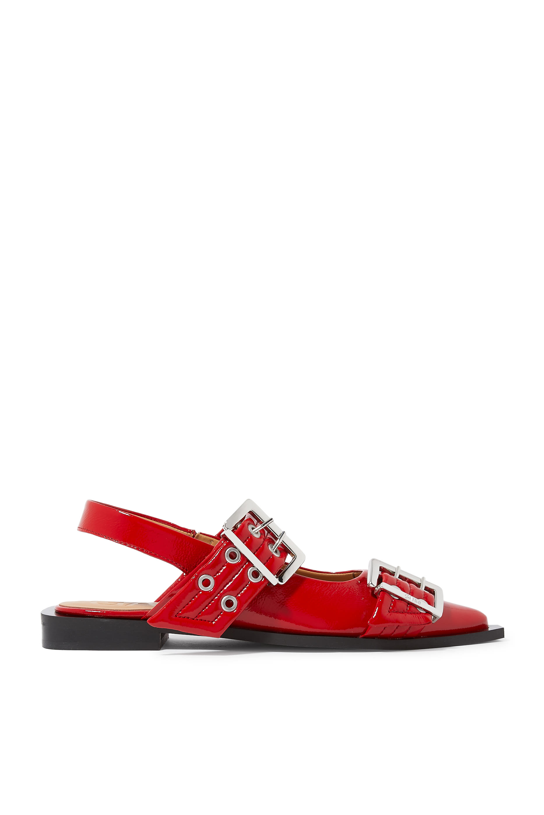 حذاء بالرينا بسير عريض ومشابك