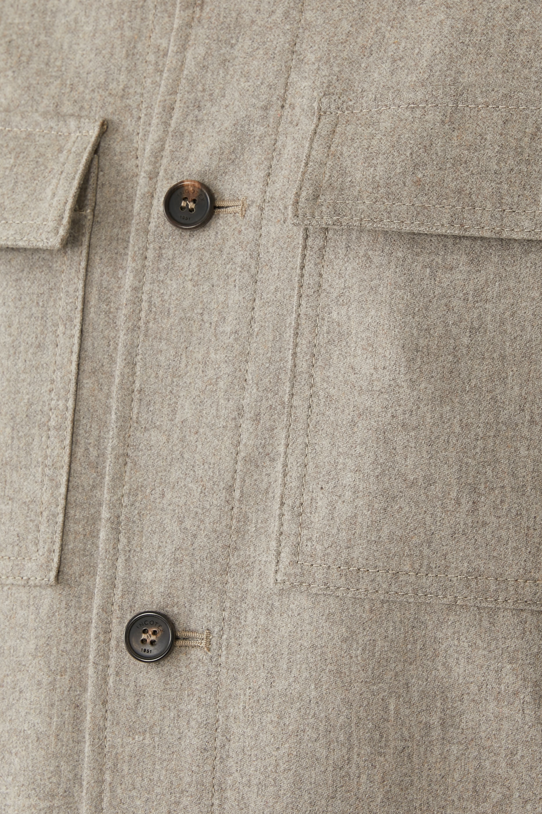 قميص بتصميم جاكيت فلانيل صوف وكشمير