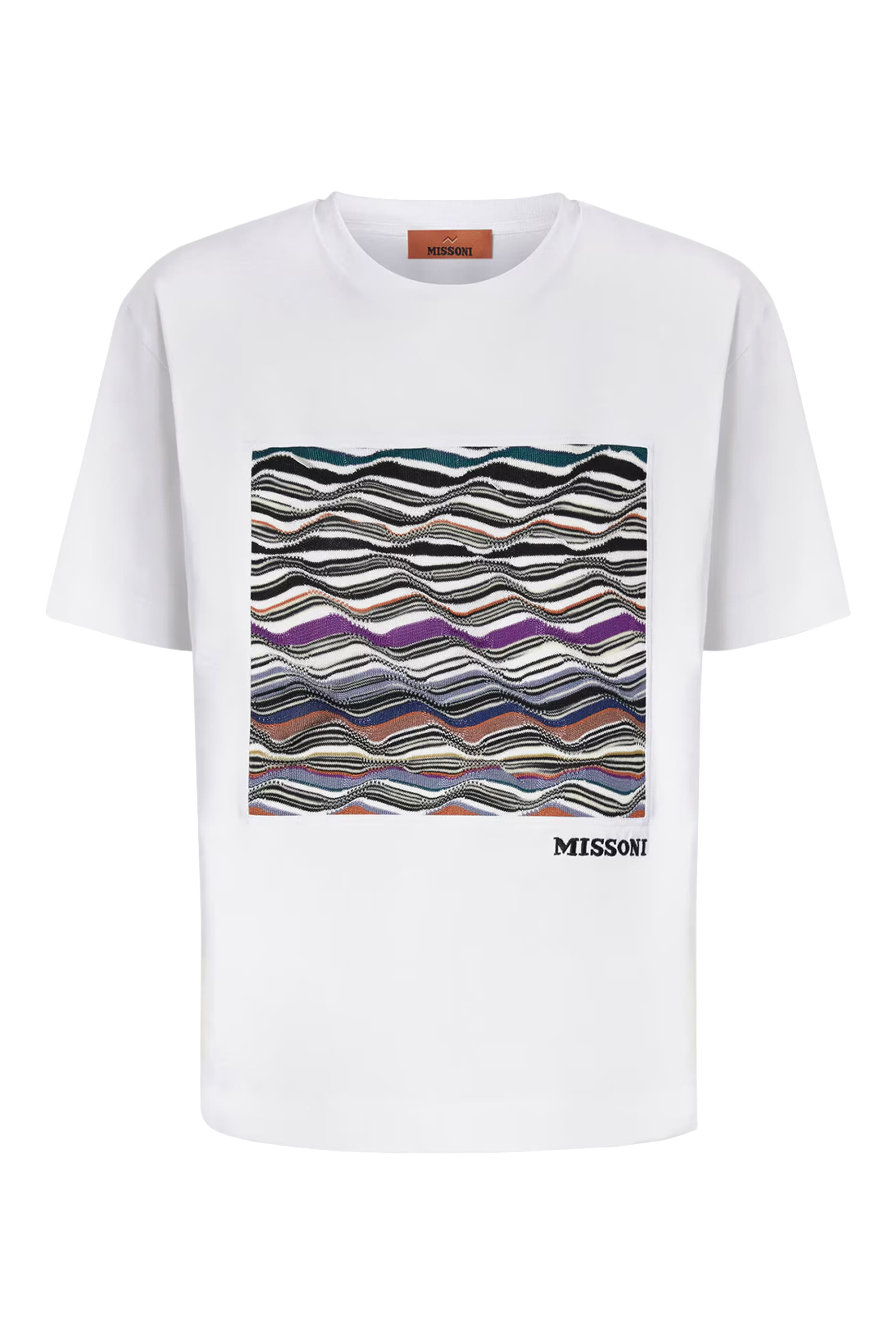 تيشيرت بأكمام قصيرة وتفاصيل منسوجة مزين بشعار الماركة