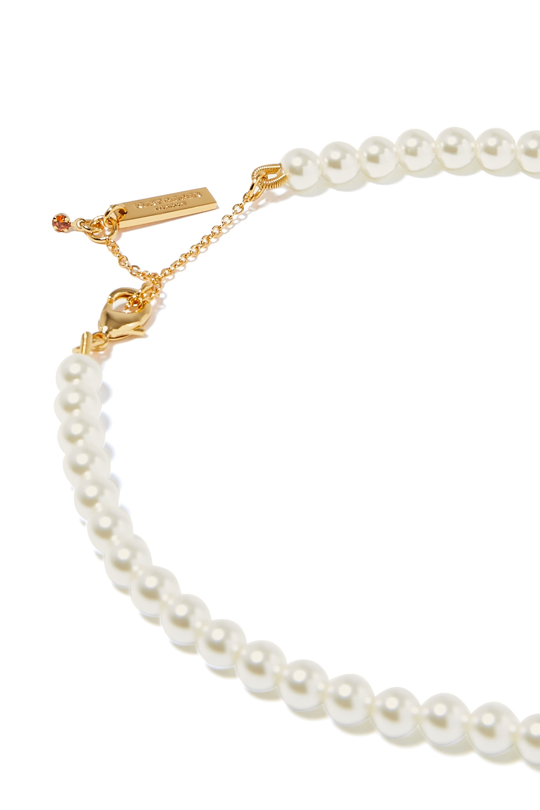 قلادة بلؤلؤ صناعي ودلاية بتصميم عين حسود