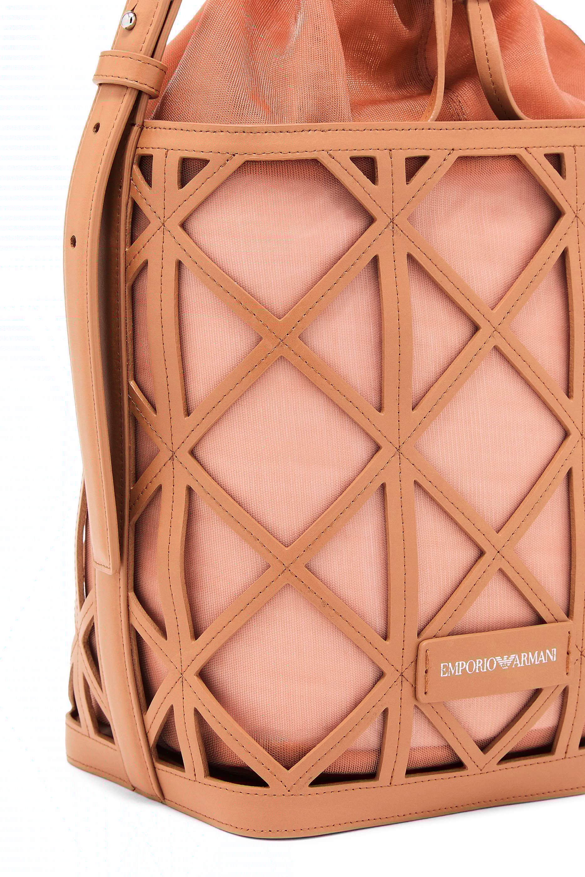 حقيبة باكيت بشعار الماركة جلد وقماش شبكي