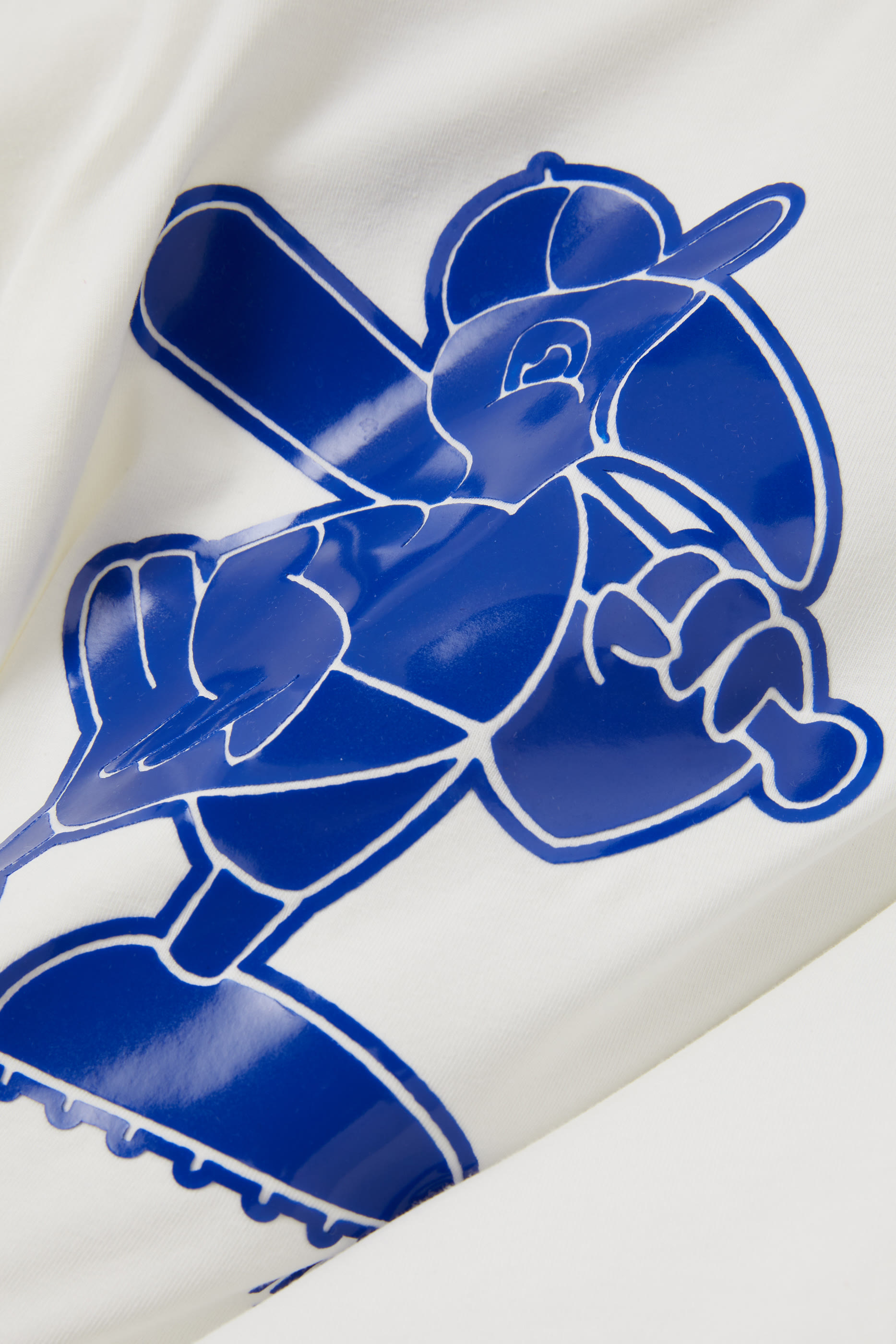 تيشيرت بتصميم سيارات